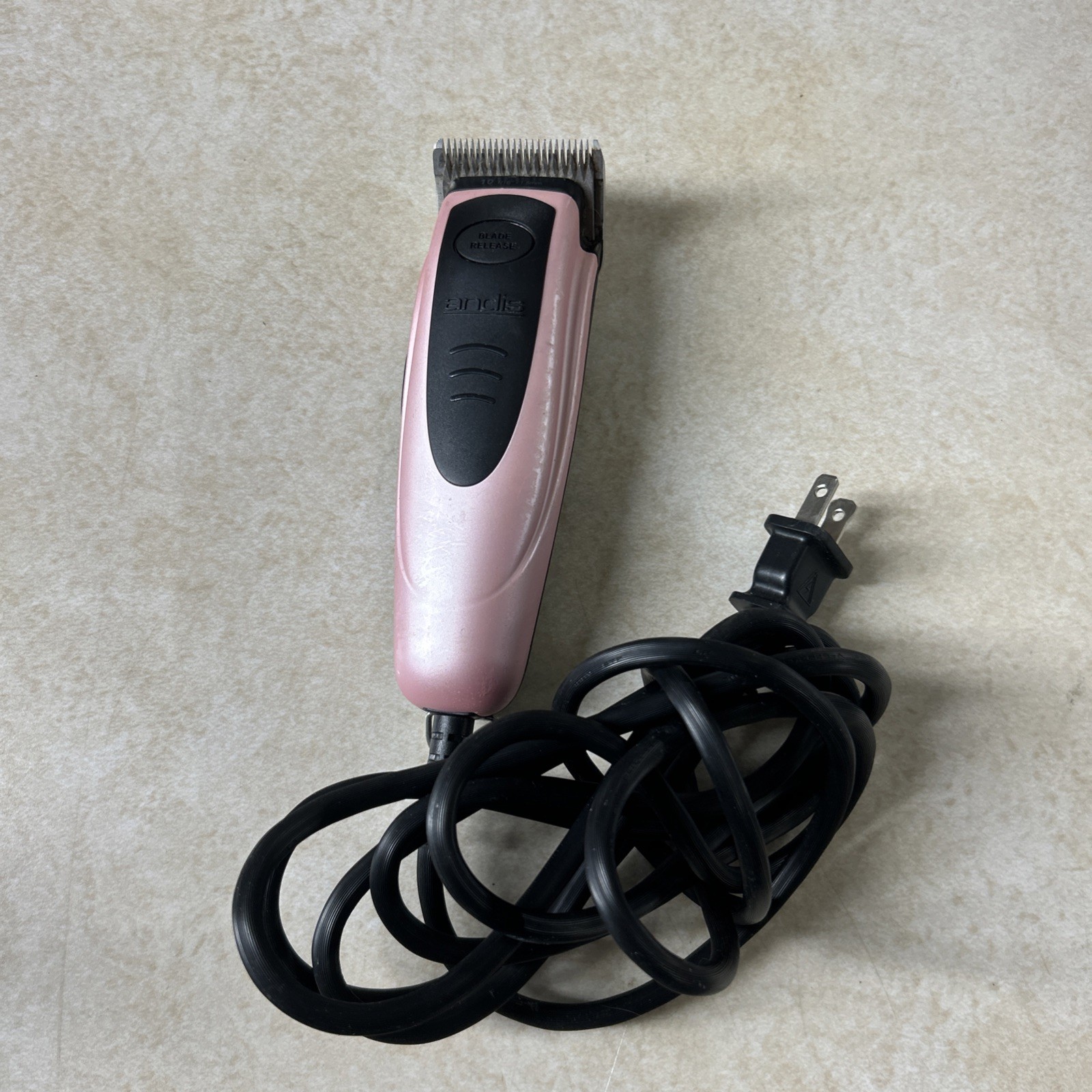 Andis Outliner Professional Hair Trimmer Model LR51303 Corded 13W 120v