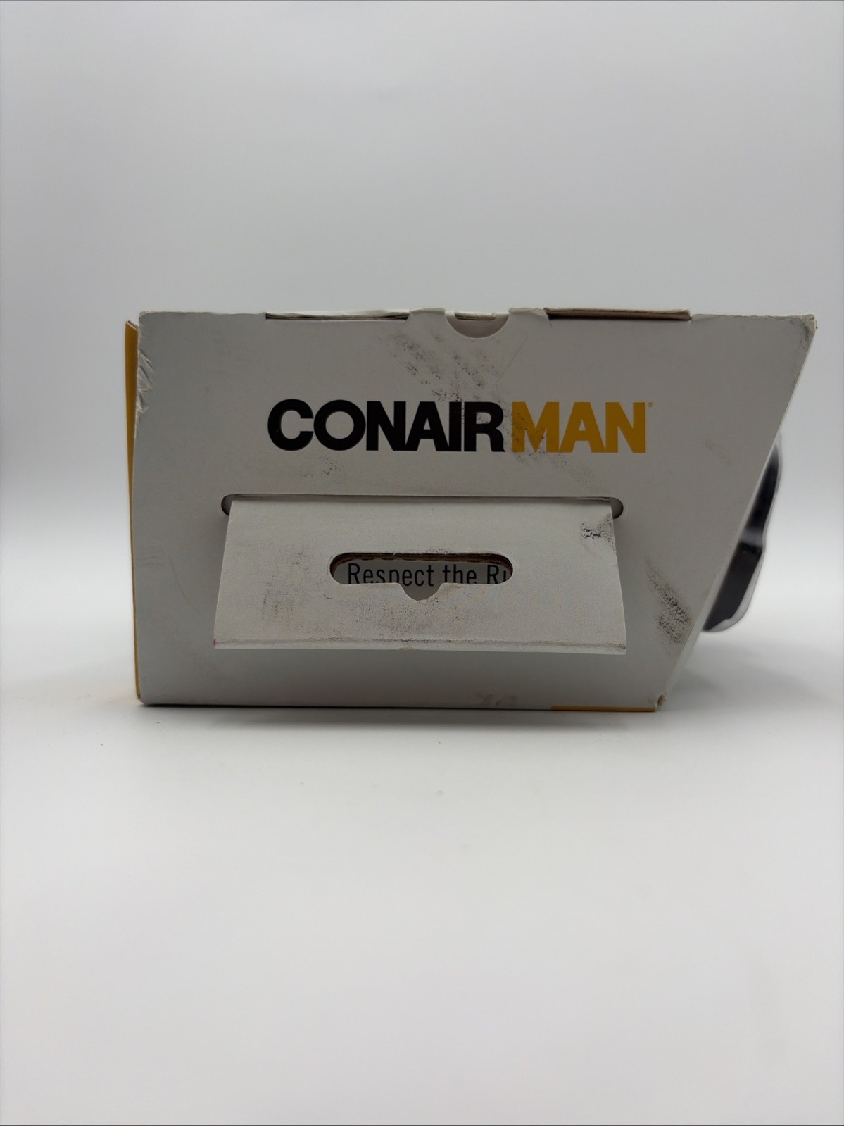 CONAIR MAN NO-SLIP GRIP-PREMIUM MALE GROOMING TRIMMER All-in-one cordless – New