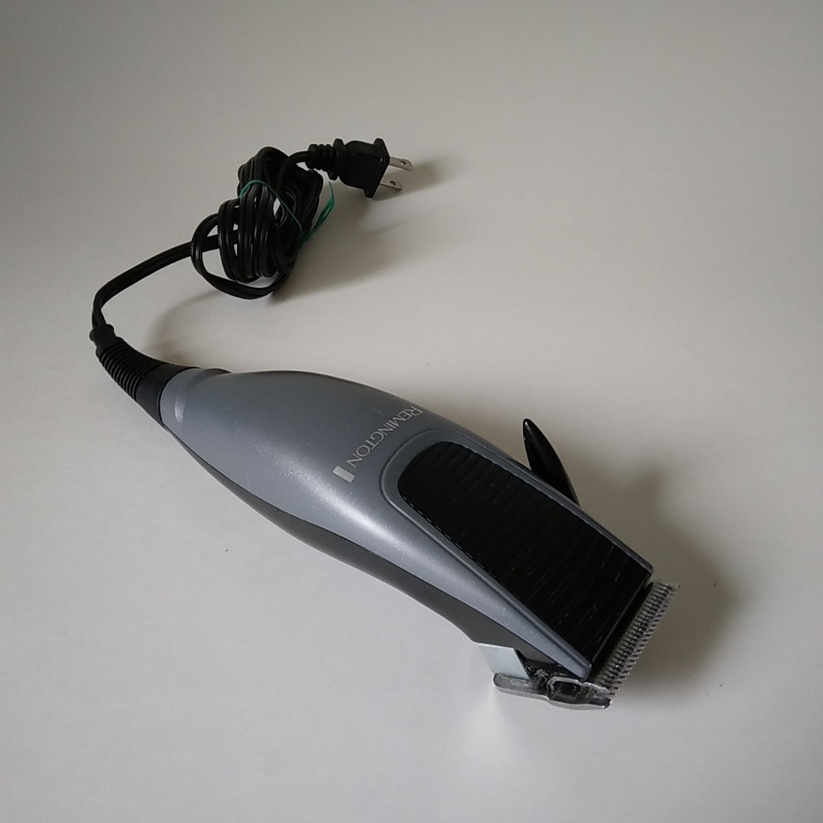 Remington HC1090-Corded Hair Clipper-Clipper Main Unit Only-Works