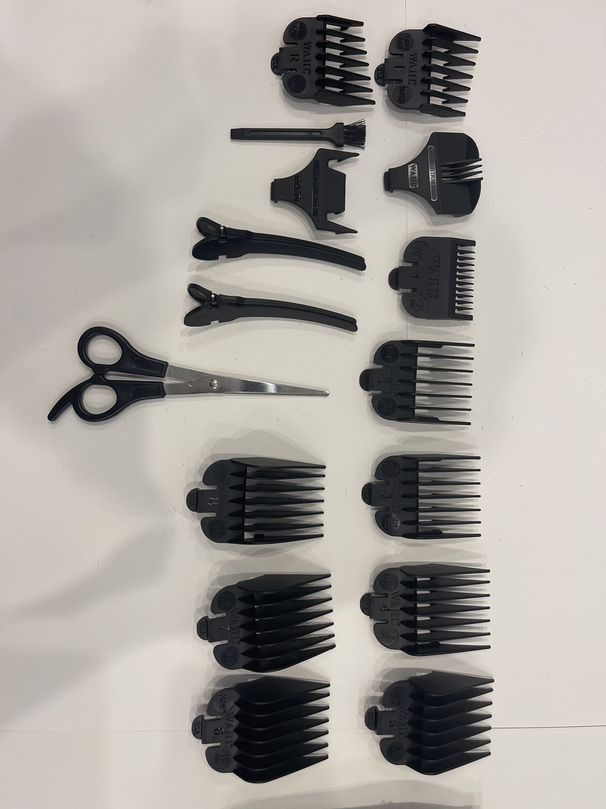 Huge Wahl Hair Clipper Trimmer Lot – 5 Clippers, Metal & Color Guards, Case Comb