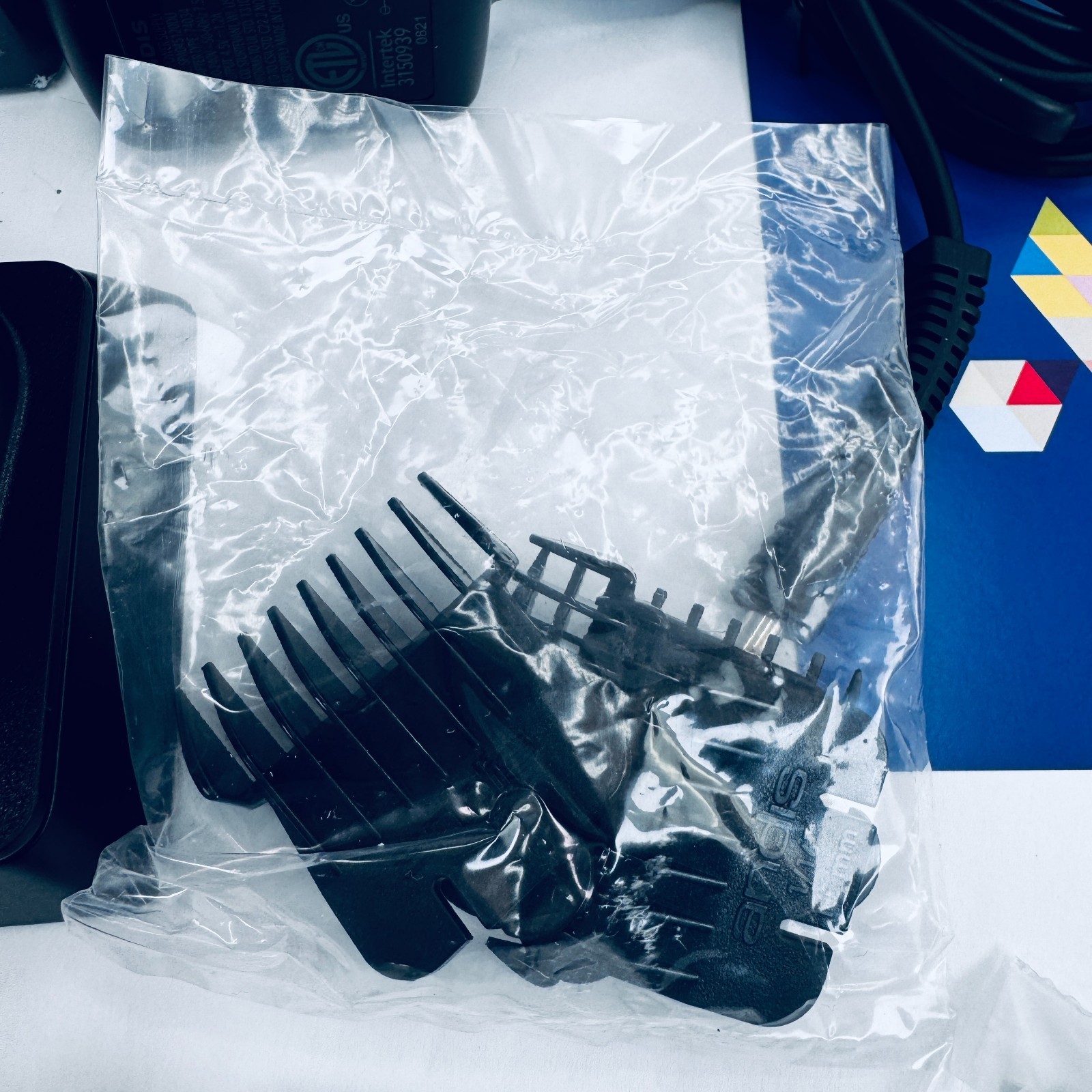Andis 74150 GTX-EXO Professional Cord/Cordless Lithium-ion Electric Beard & Hair