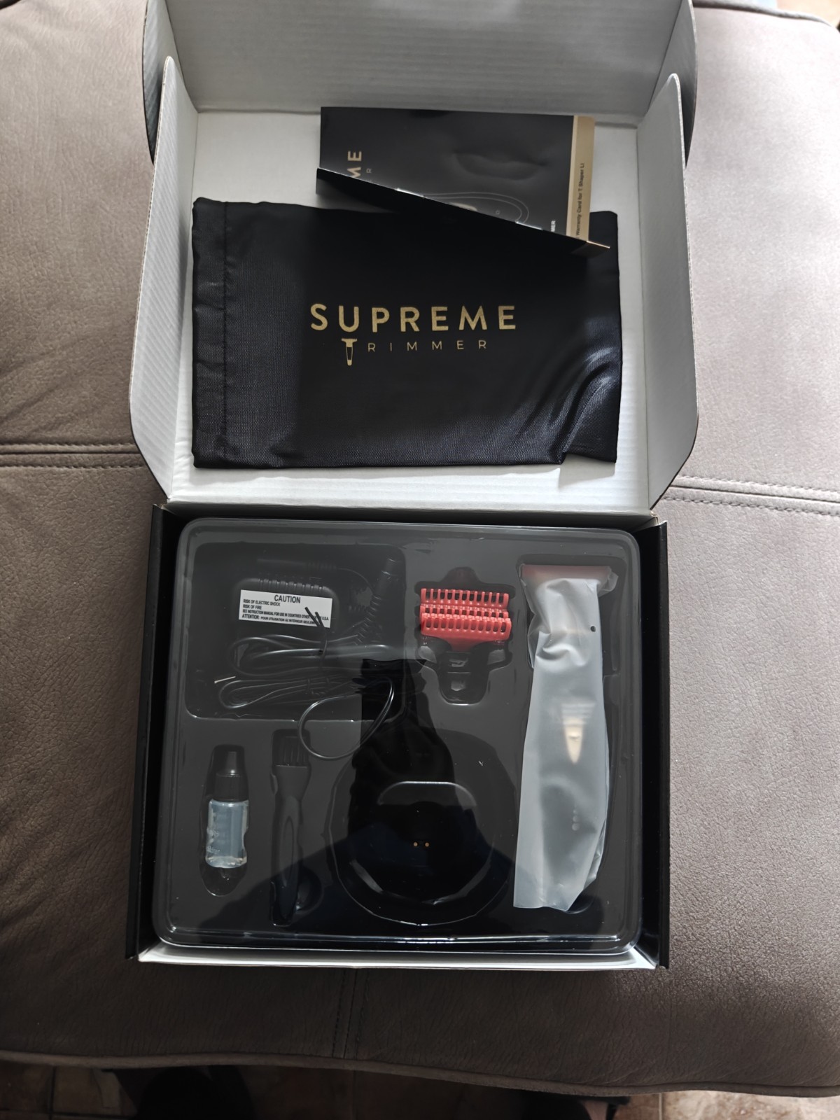 Supreme Trimmer T-Shaper Li Cordless Trimmer ST5220 Black/ Gold with extra blade