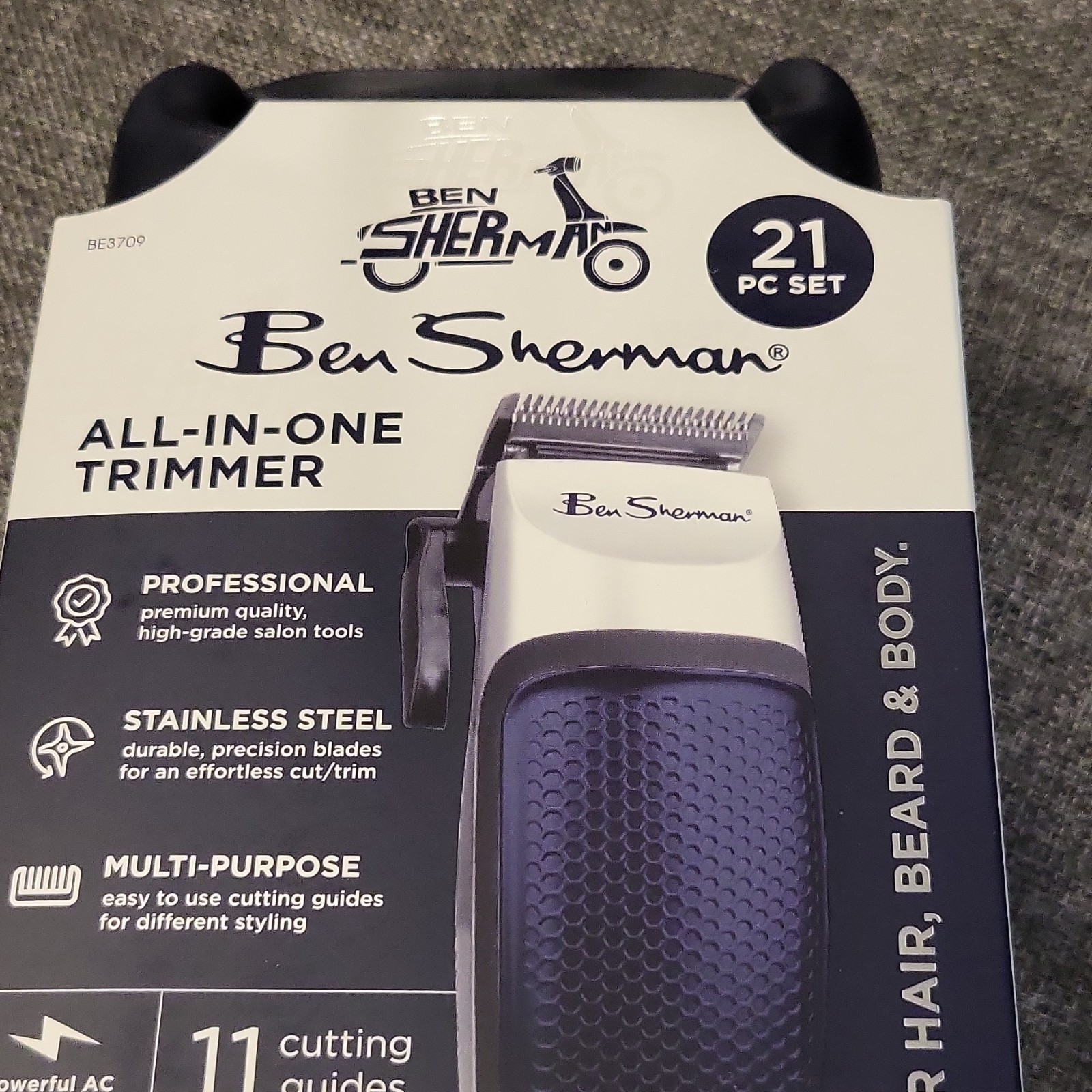Ben Sherman BE3709 All-in-One Electric Trimmer 21pc Hair Beard Body White/Blue