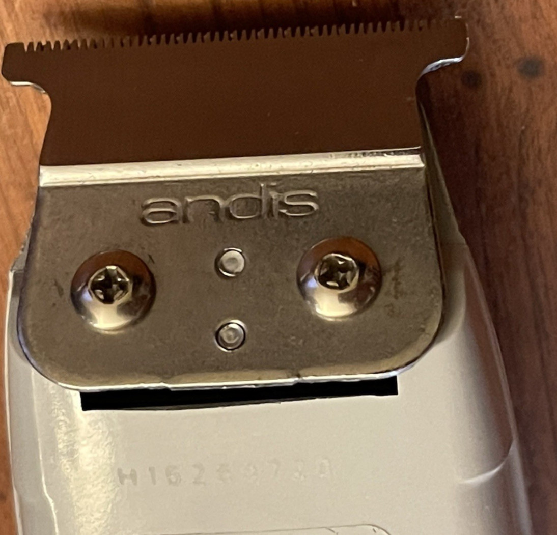 Andis T-Outliner Professional T-Blade Trimmer GTO Dry & Fading Corded #04710 VGC