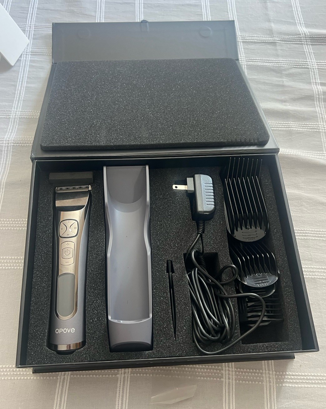 OPOVE Rechargeable Hair Clipper w/ Storage Case, Guards #1-5 Silver/Black