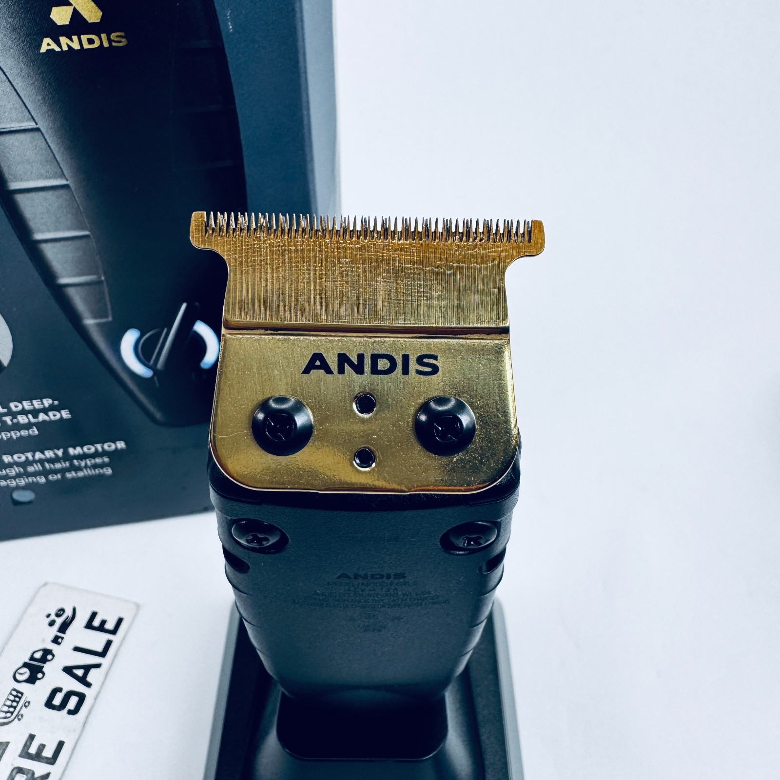 Andis 74150 GTX-EXO Professional Cord/Cordless Lithium-ion Electric Beard & Hair