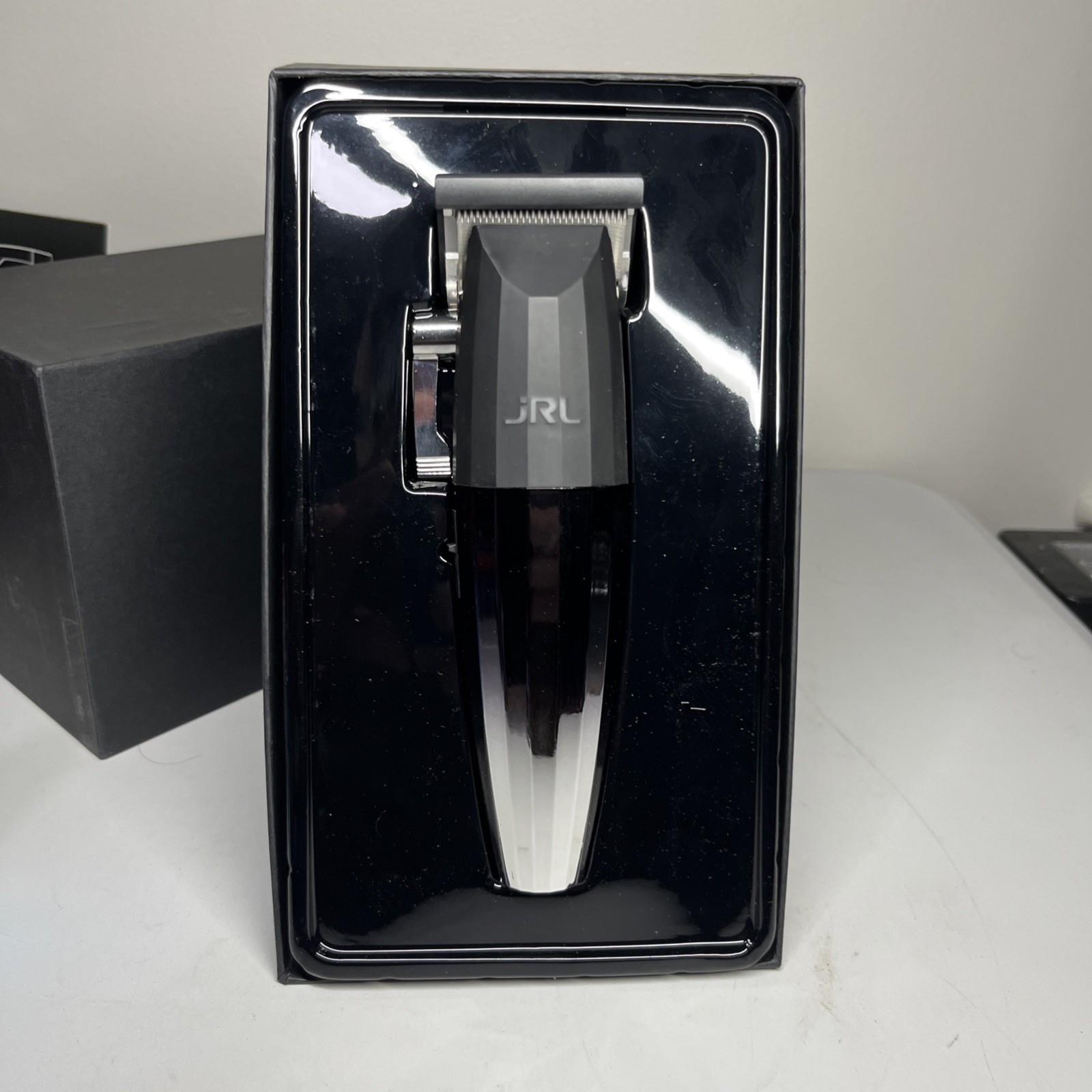 NEW JRL Professional FF 2020C Cordless Lithium Ion Clipper Black & Silver