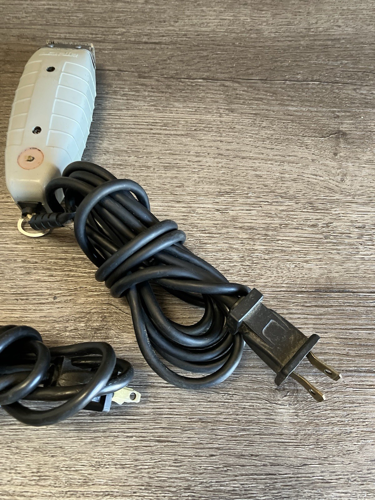 Vintage ANDIS Electric Hair Barber Clippers OUTLINER II model G – 2