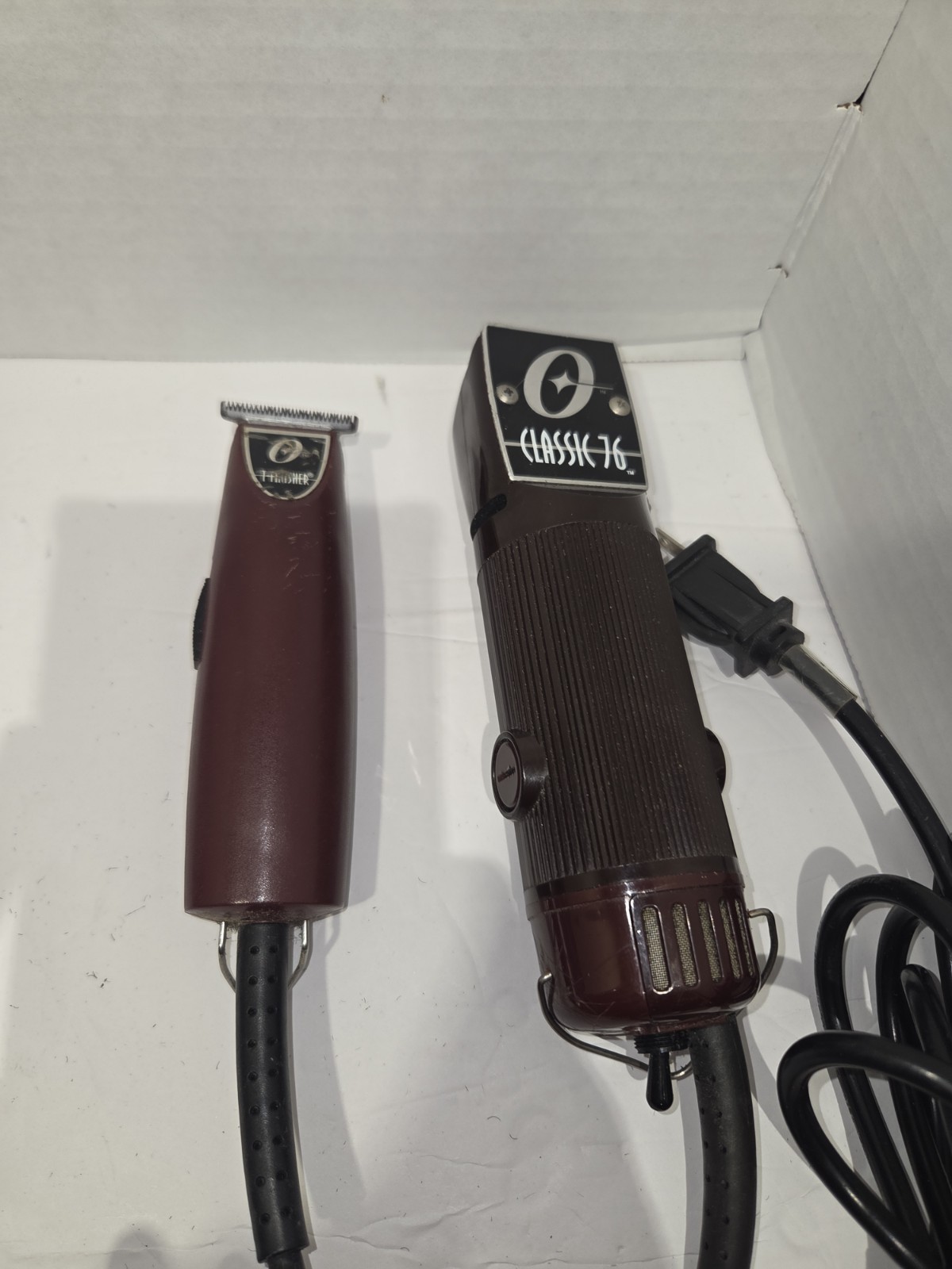 OSTER Professional Classic 76 Hair Clipper + T-Finisher Trimmer