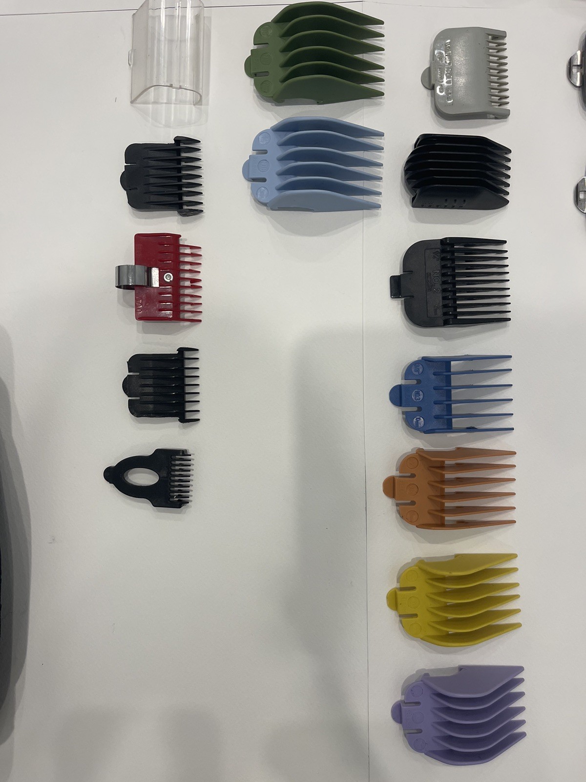 Huge Wahl Hair Clipper Trimmer Lot – 5 Clippers, Metal & Color Guards, Case Comb