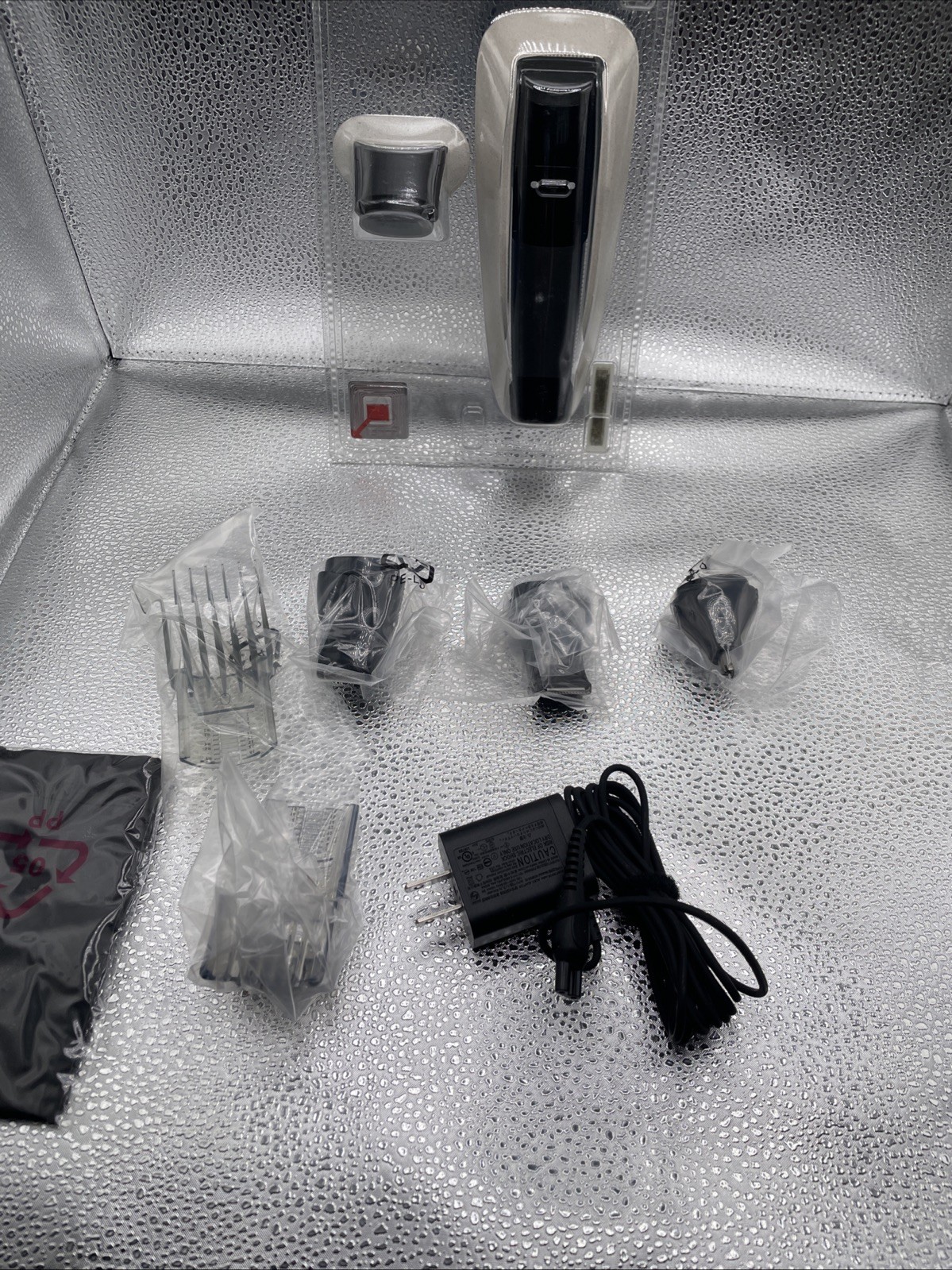 Philips Norelco QG3270 Pro Multigroom Grooming Kit In Box w/ Charger