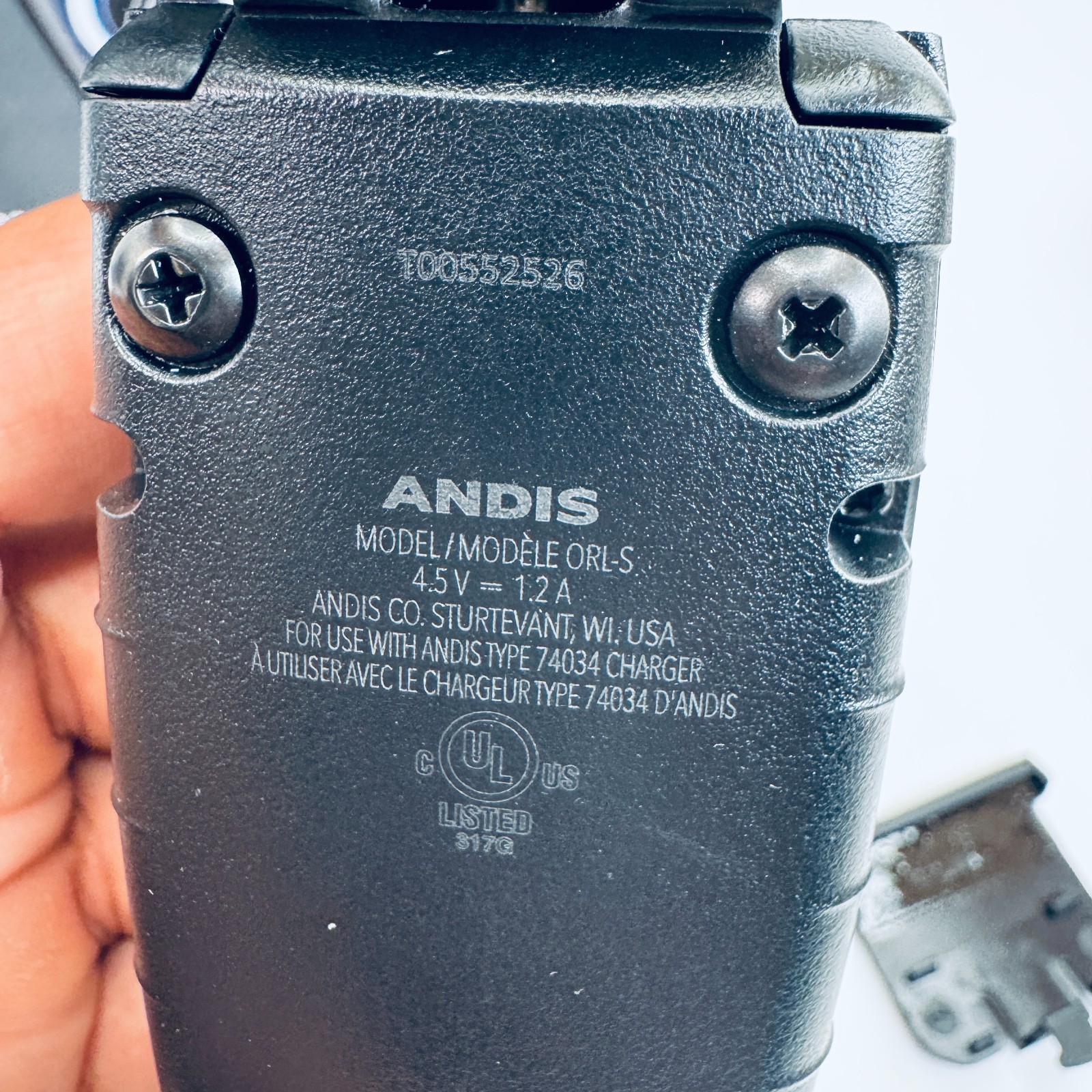 Andis 74150 GTX-EXO Professional Cord/Cordless Lithium-ion Electric Beard & Hair