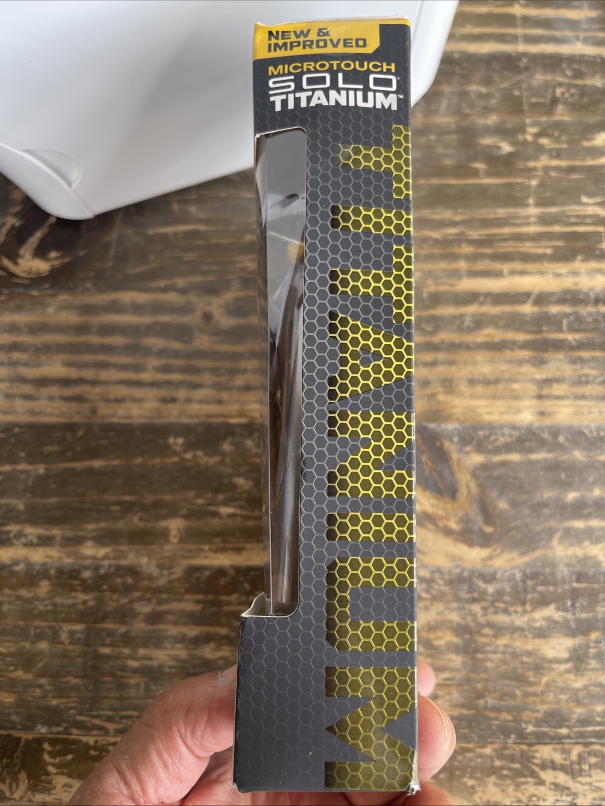 Micro Touch Solo Titanium Grooming Trimmer for Men – Black -Brand New Damage Box