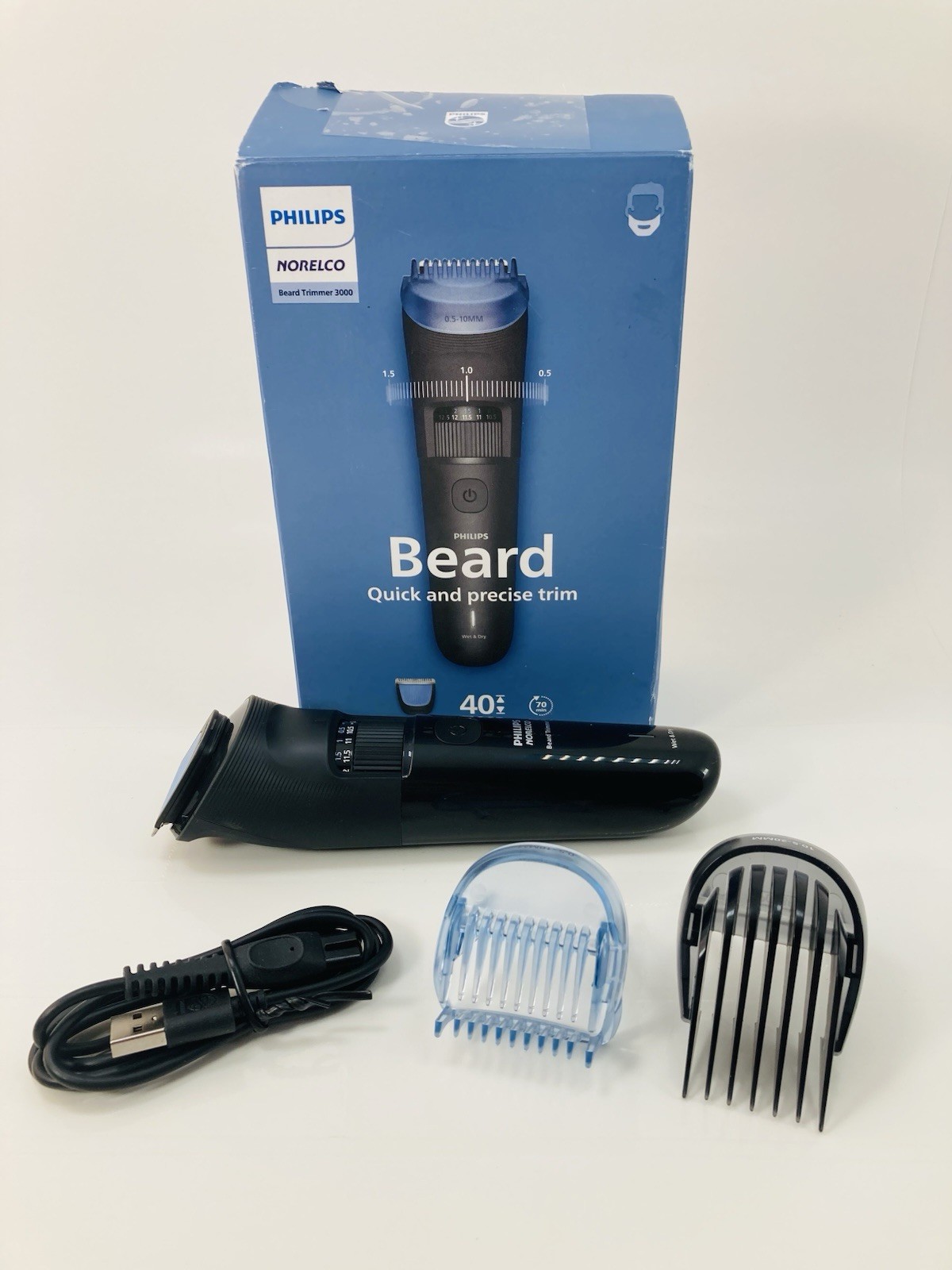 Philips Norelco Beard Trimmer 3000 BT3620/40 USB Rechargeable 40 Length Settings