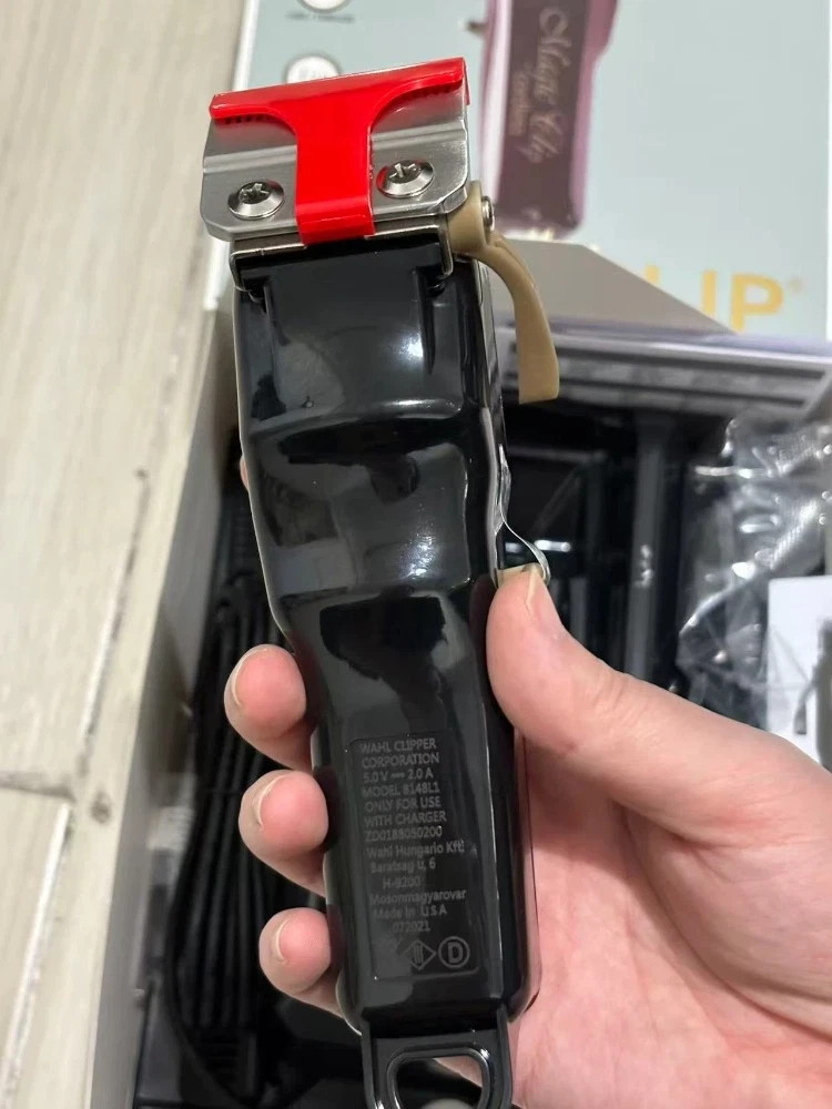 Wahl Professional – 5-Star Cord/Cordless Magic Clip #8148-90+ Minute Run Time