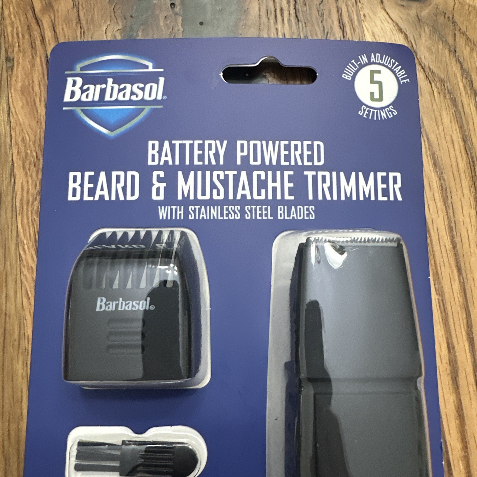 NEW BARBASOL Battery Powered Beard & Mustache Trimmer + Cleaning Brush Clippers