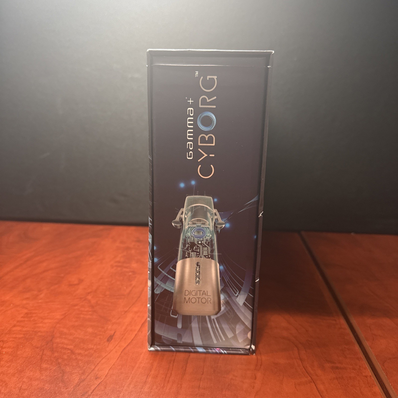 Gamma+ Cyborg Cordless Clipper with Digital Brushless Motor (GP604M) (1566) New