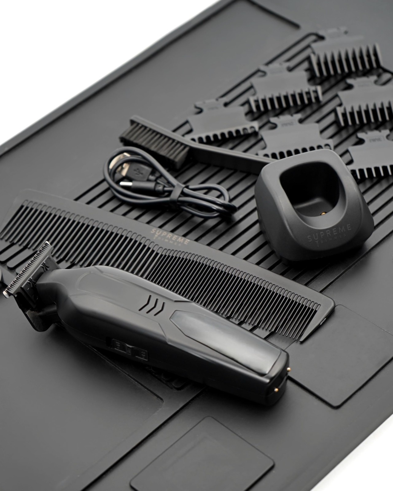 Professional Cordless Barber Trimmer – Ultra Sharp Zero Gap T-Blade, 7000 RPM, F