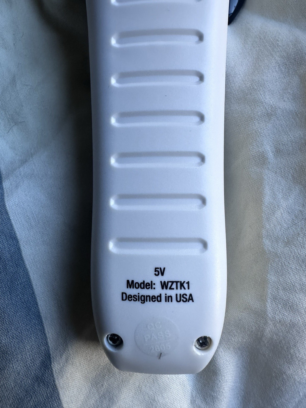 WezTecK Hair Clipper Opens from a 0-2 White