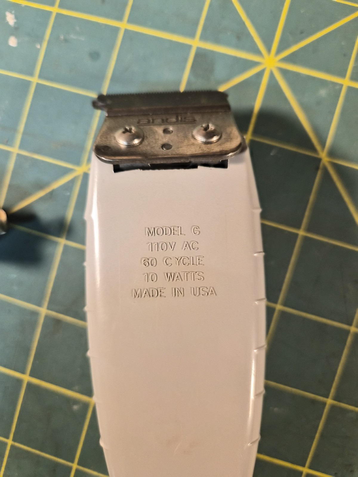 Andis T-Outliner Model G Corded Trimmer White T-Blade Barber Hair Clipper EUC
