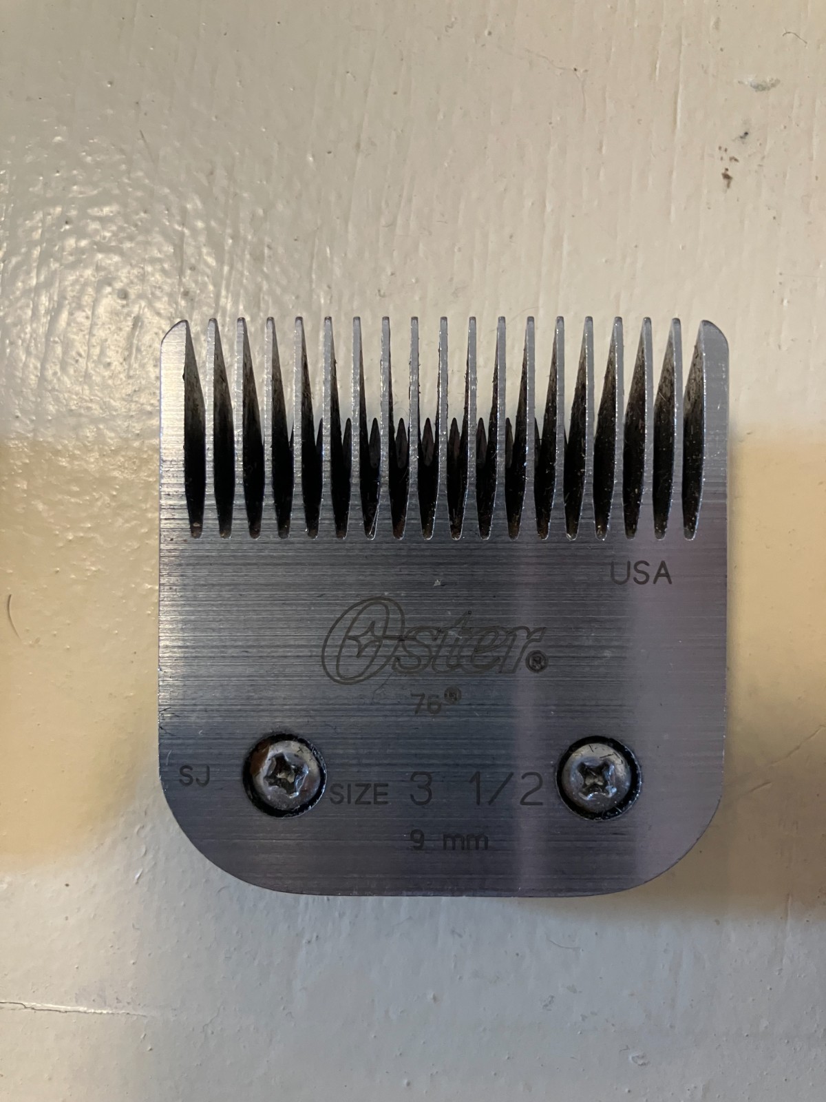 Oster Classic 76 Universal Motor Clipper with Detachable Blades