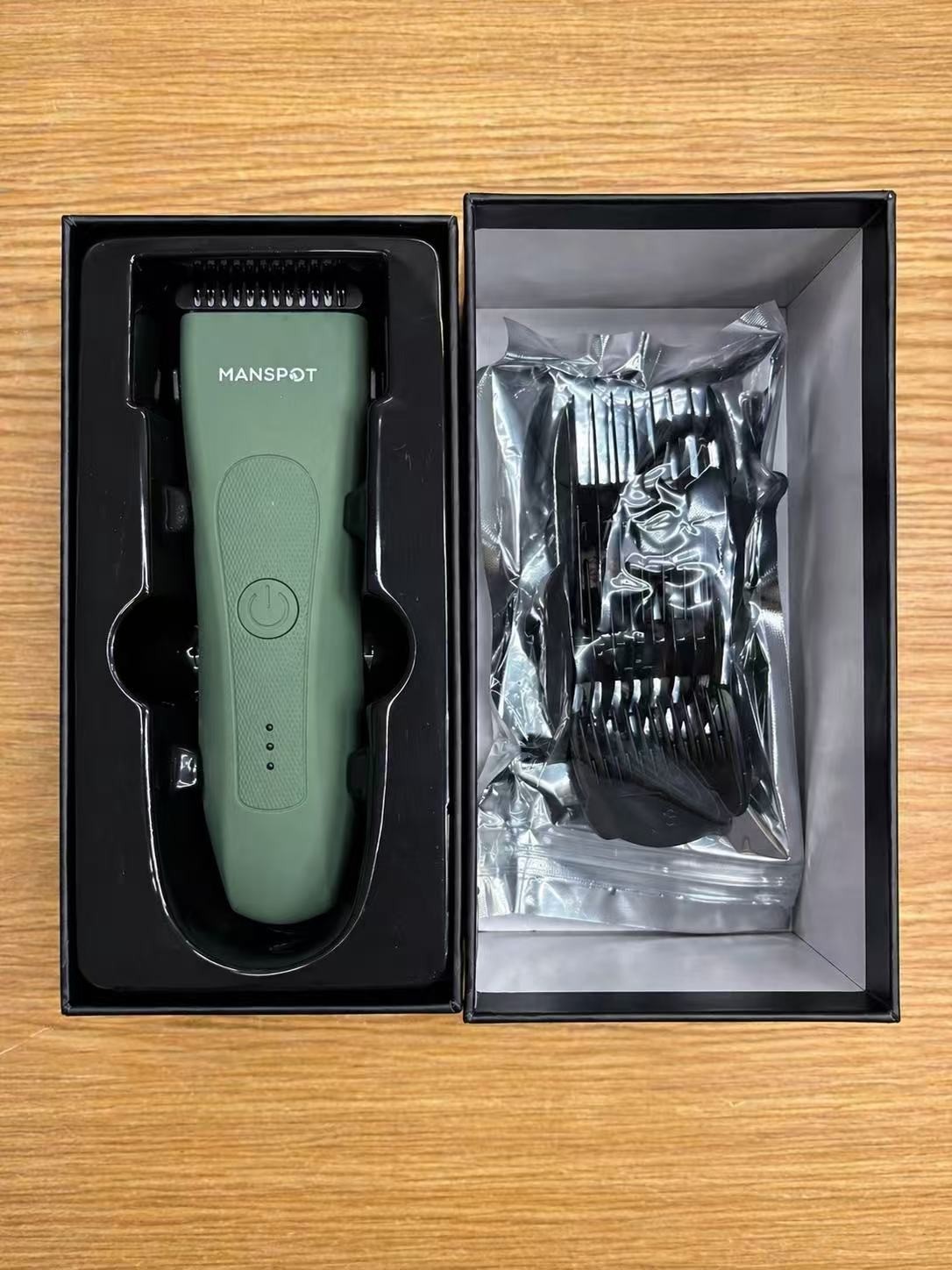 MANSPOT Man’s Premium Trimmer, Anti- Nick, Waterproof, Green