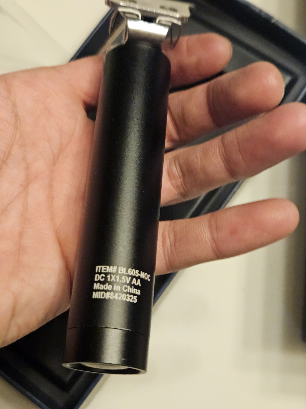 ANDIS Pivot Pro Professional Clippers Corded + T-Blade Close Cut Hair Trimmer