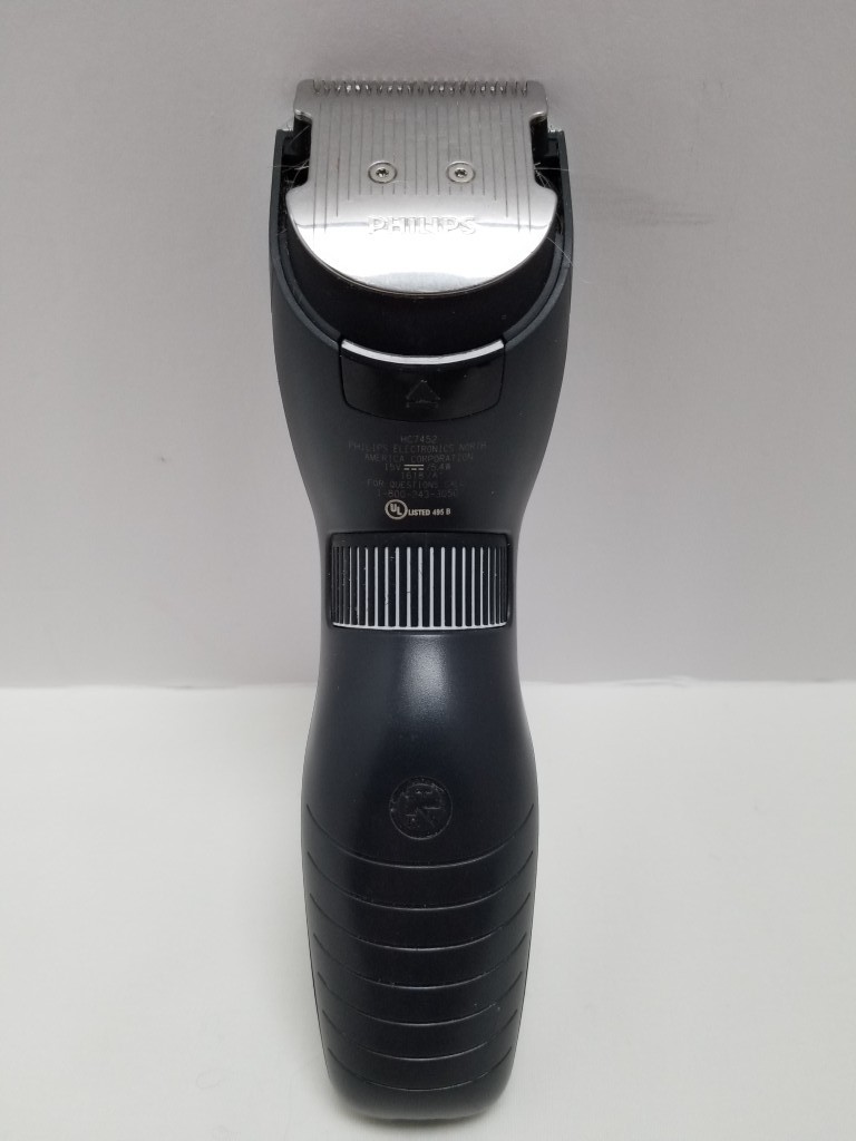 Philips Norelco Hair clipper HC7452 Rechargeable Cordless with charging cable