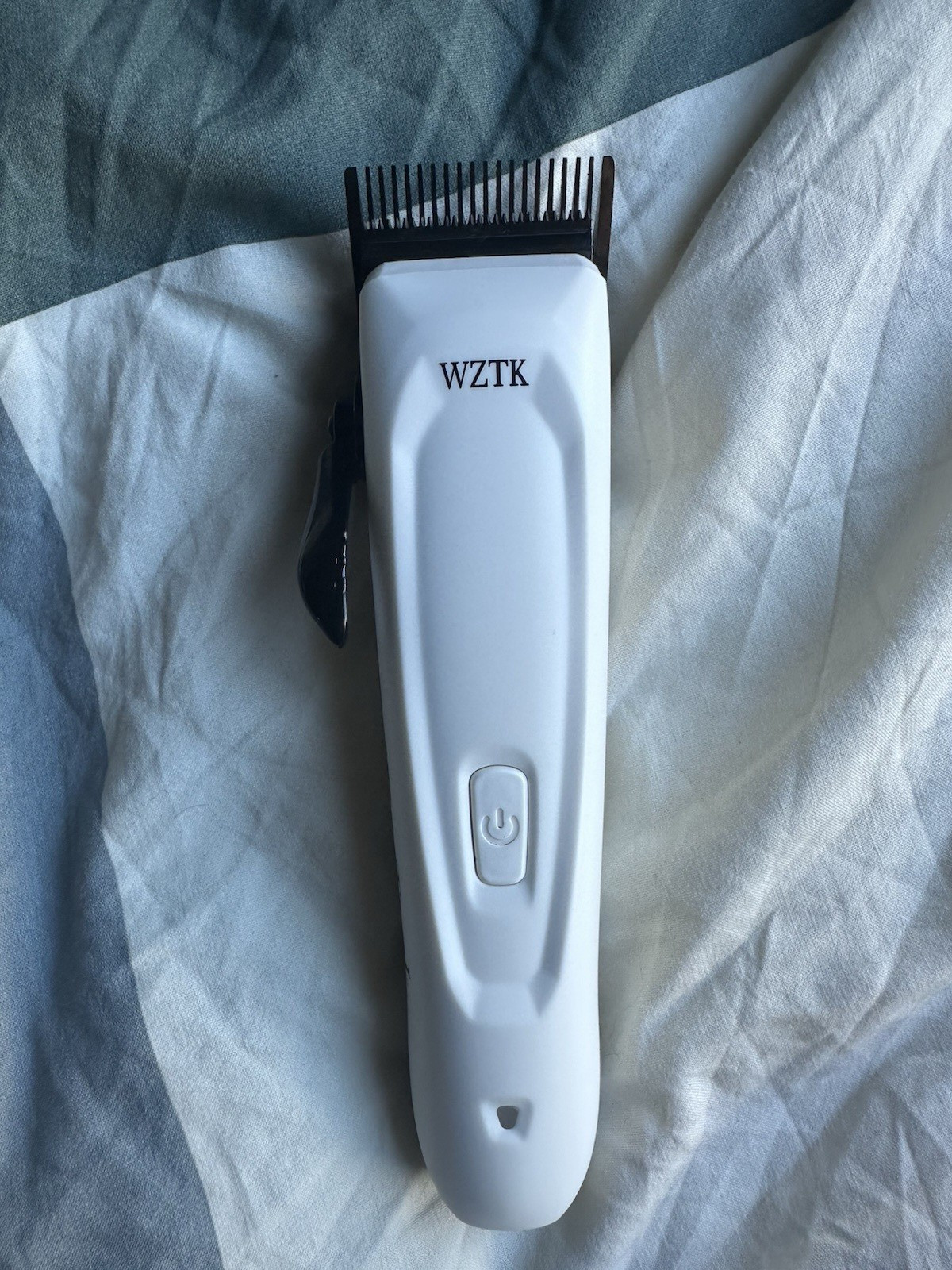 WezTecK Hair Clipper Opens from a 0-2 White
