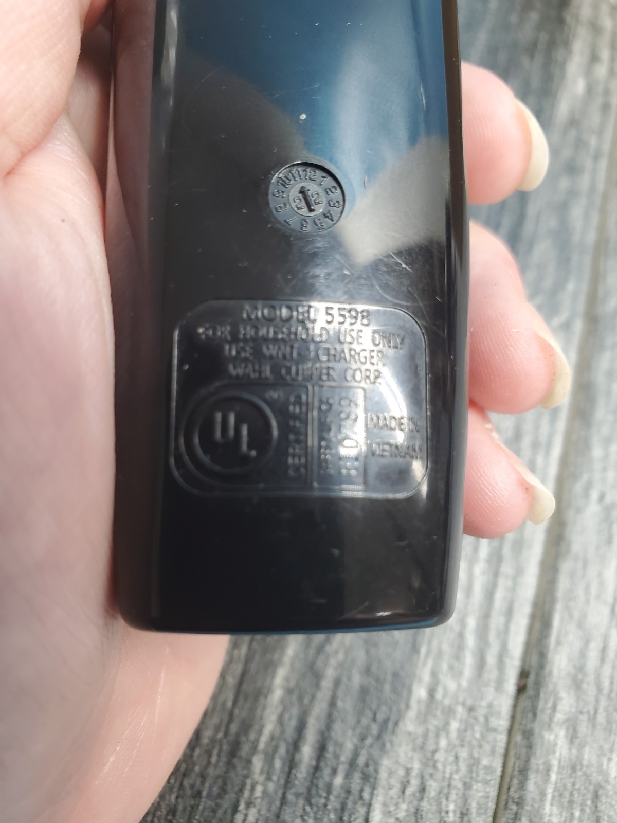 Wahl Rechargeable Beard Trimmer 5598 Brand No Slip Rubber Grip