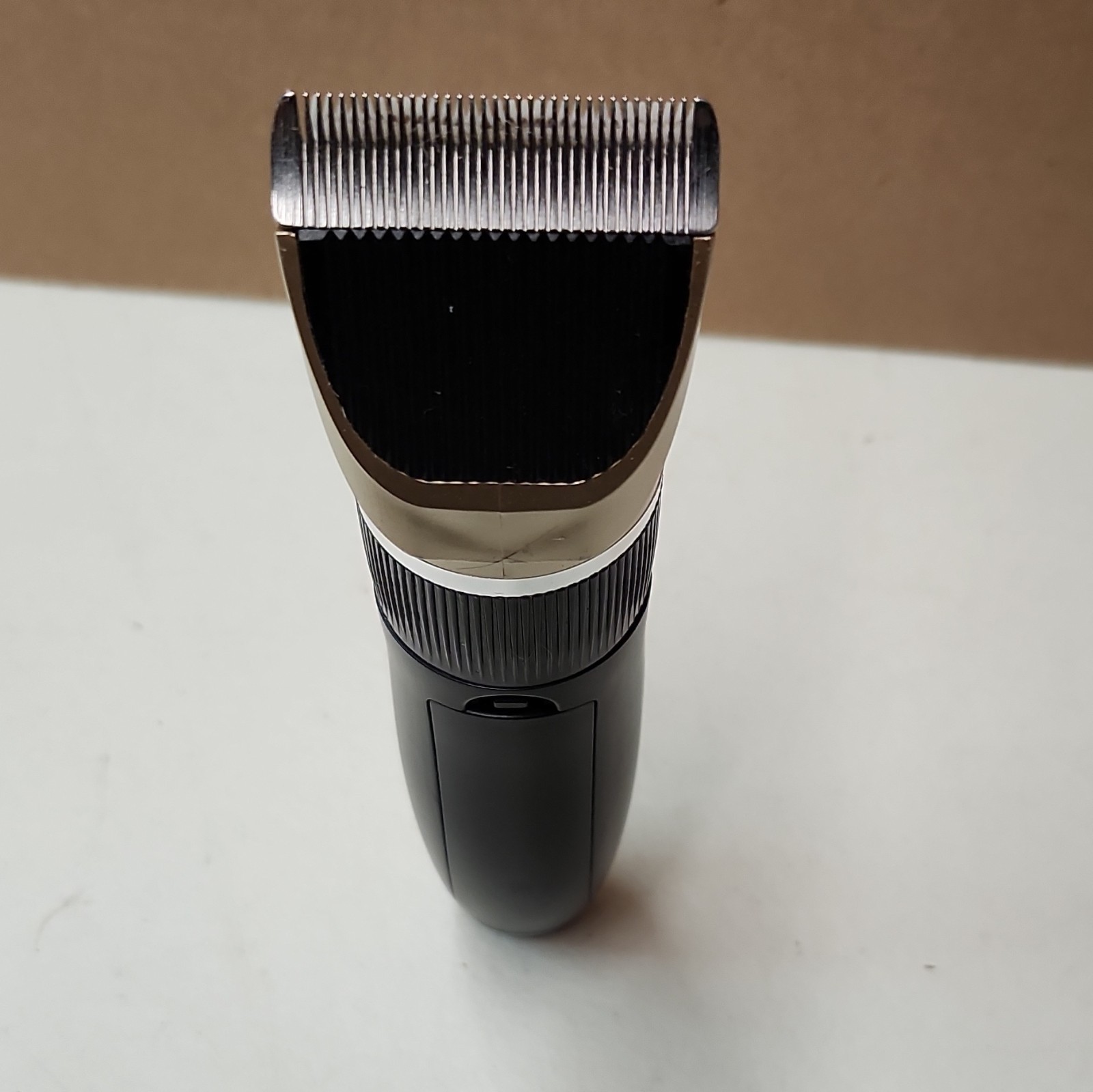 GOOAD Hair Clipper Kit Gold/Black Adjustable Length 0.8-1.4mm w/ Case