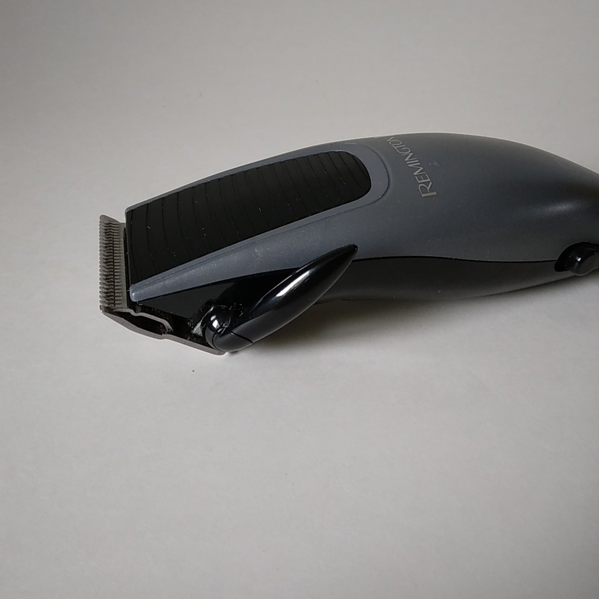 Remington HC1090-Corded Hair Clipper-Clipper Main Unit Only-Works