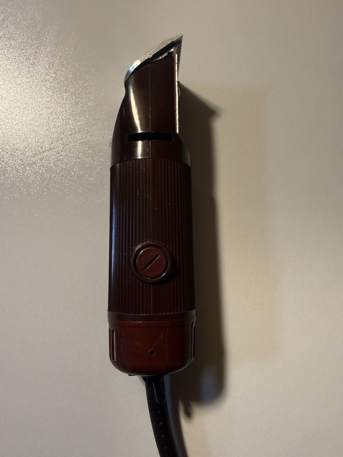 Oster Classic 76 Professional barber clipper