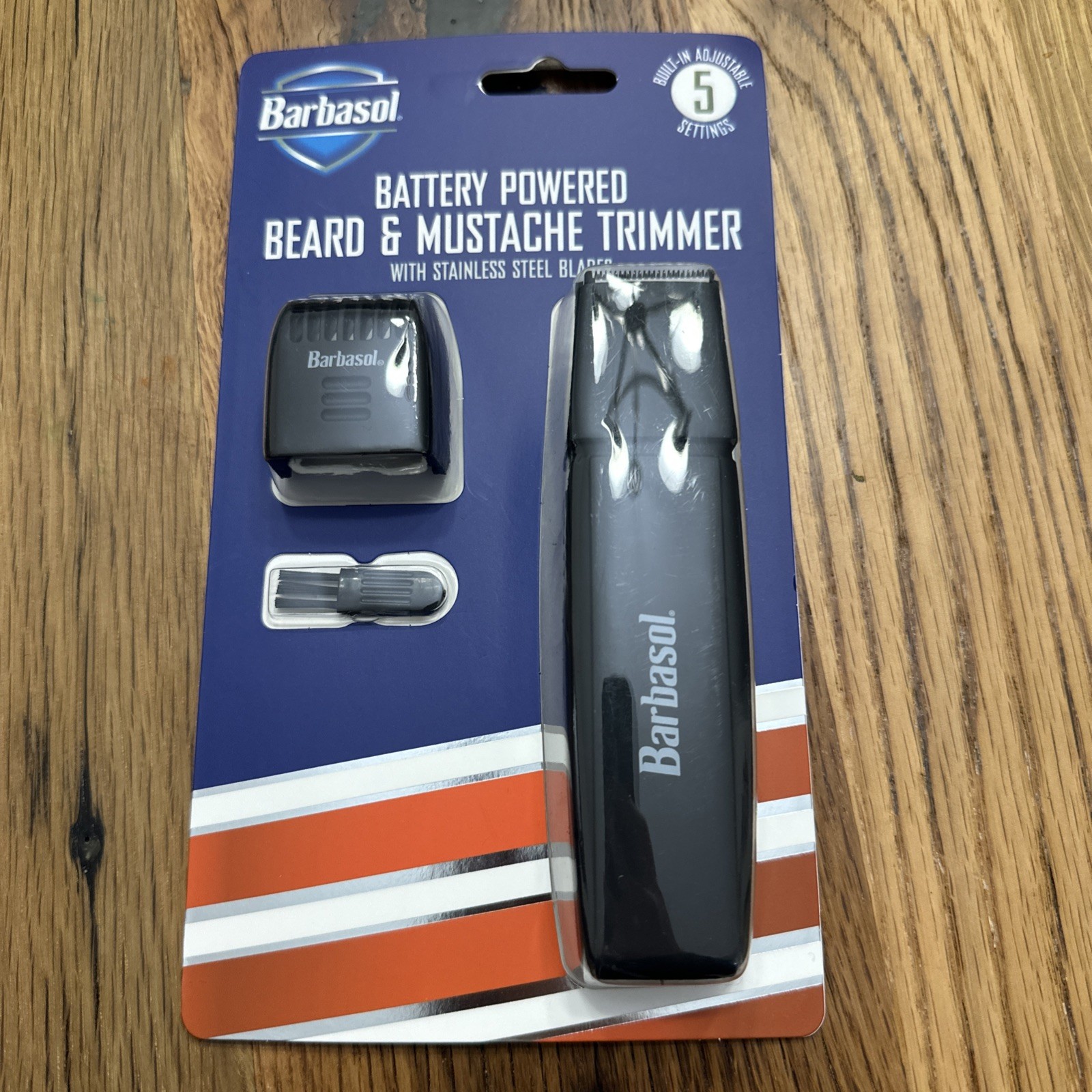 NEW BARBASOL Battery Powered Beard & Mustache Trimmer + Cleaning Brush Clippers