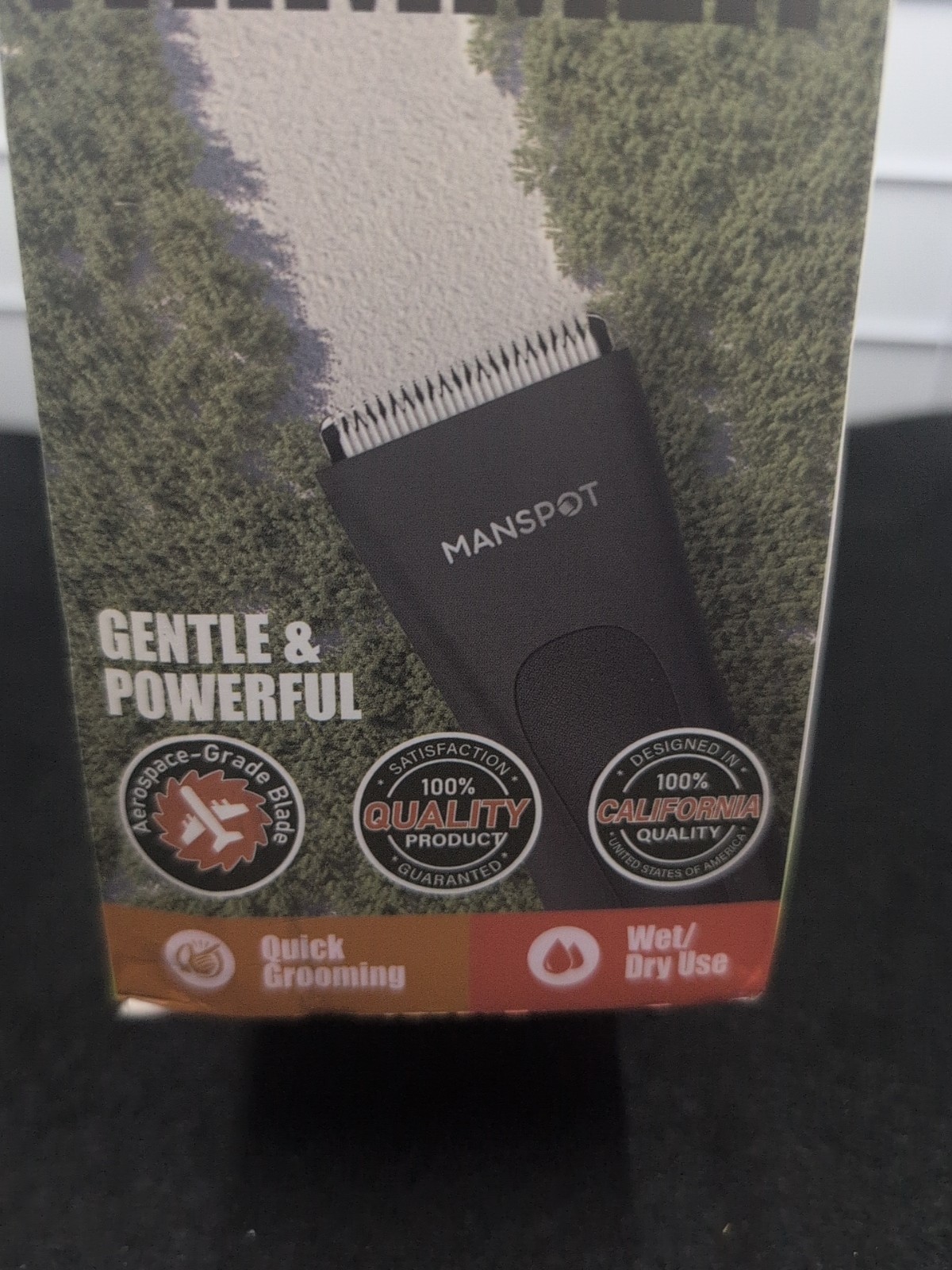 Ceramic Rechargeable body hair trimmer NIB Blue Color Brand New