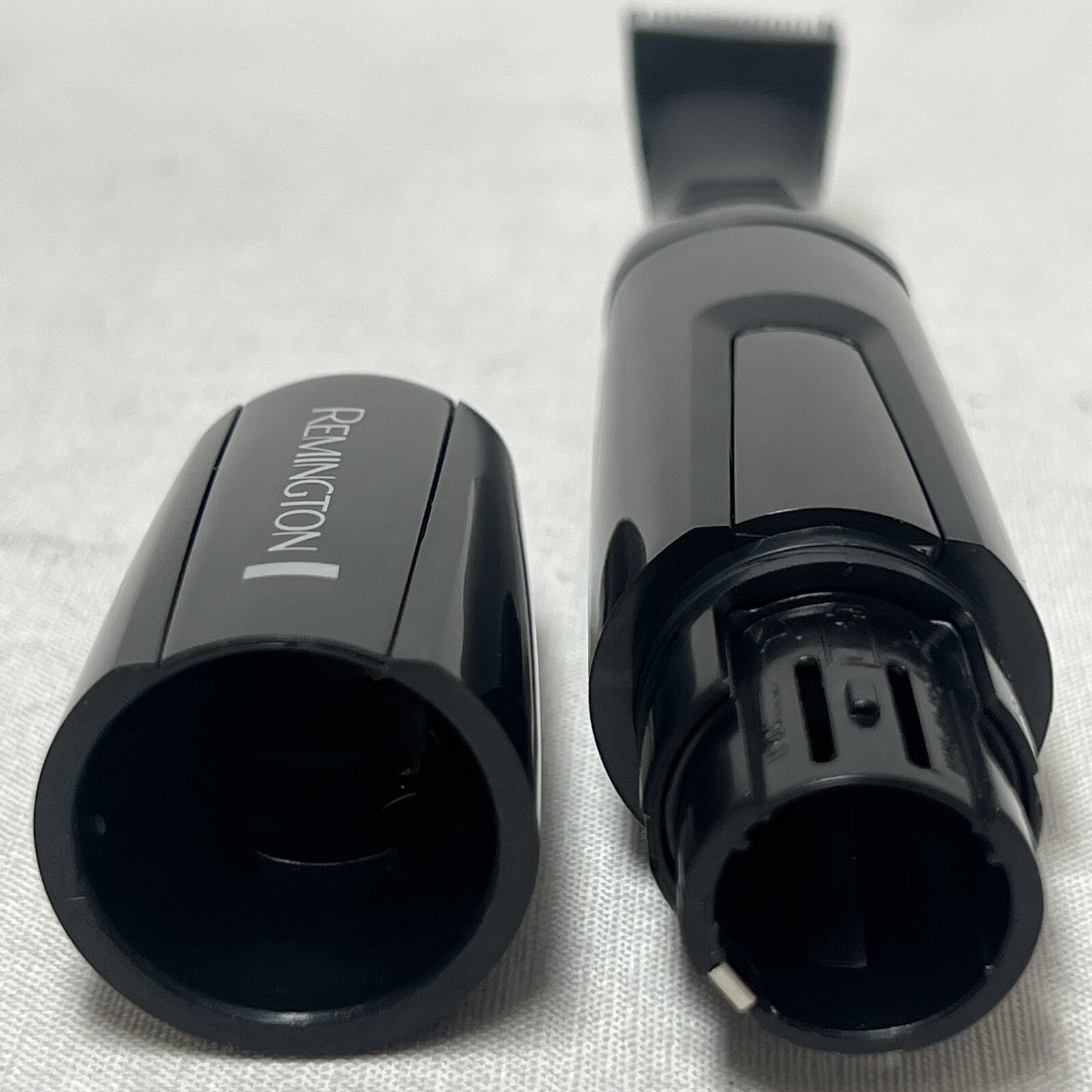 Lot 2 Remington Nose Ear Neck Detail Trimmer Travel Pocket Size Battery Powered
