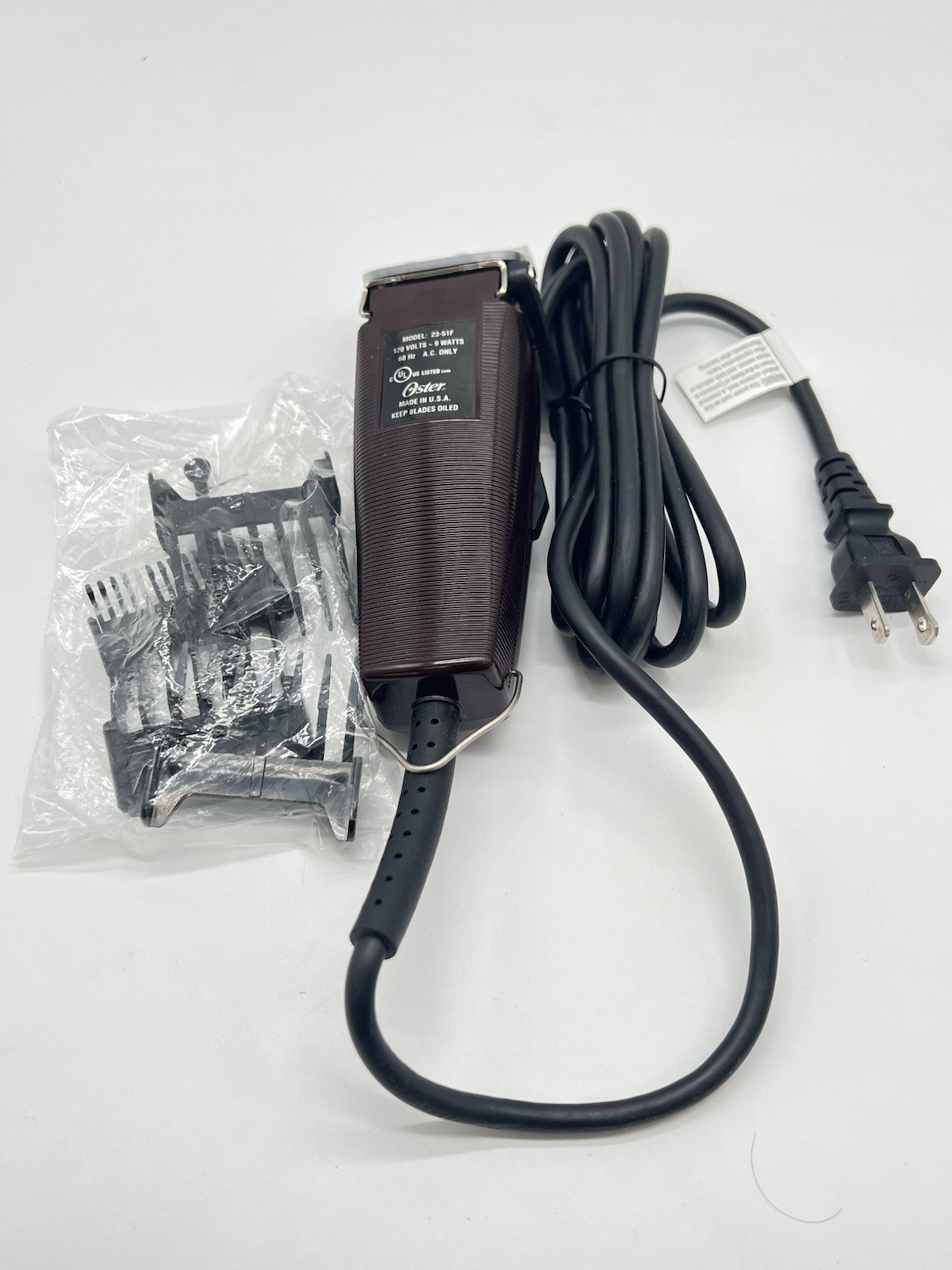 Oster Fast Feed Adjustable Pivot Motor Clipper Professional-Grade – Used