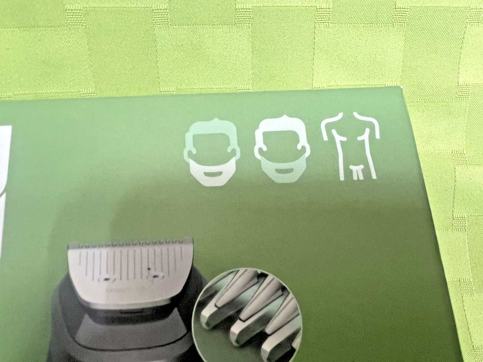Philips Norelco 5000 Series 21-in-1 Trimmer MG5975/49 Beard Hair Body Groomer