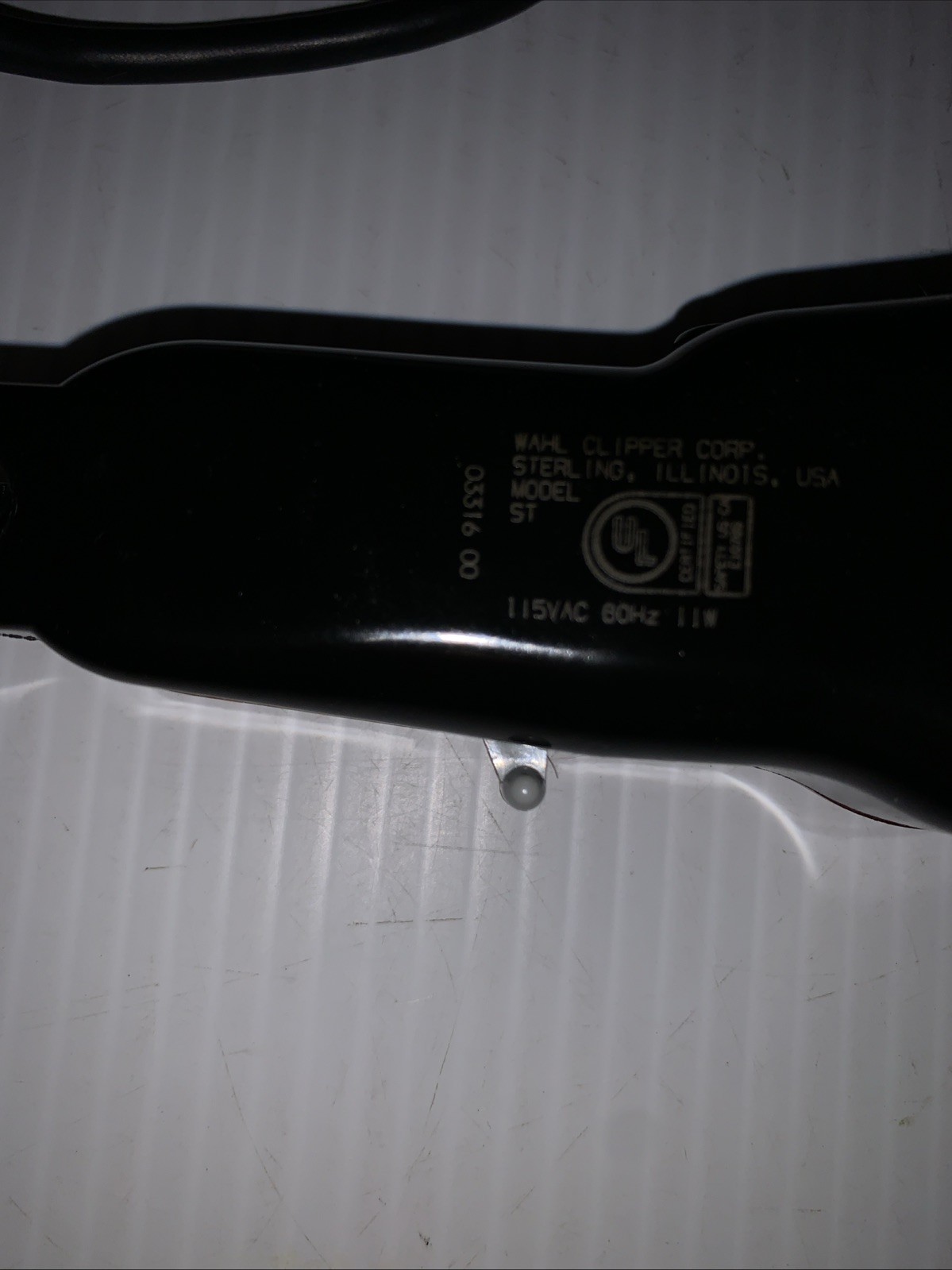 Wahl Designer Model ST Clippers With Attachments Black Hard Case.