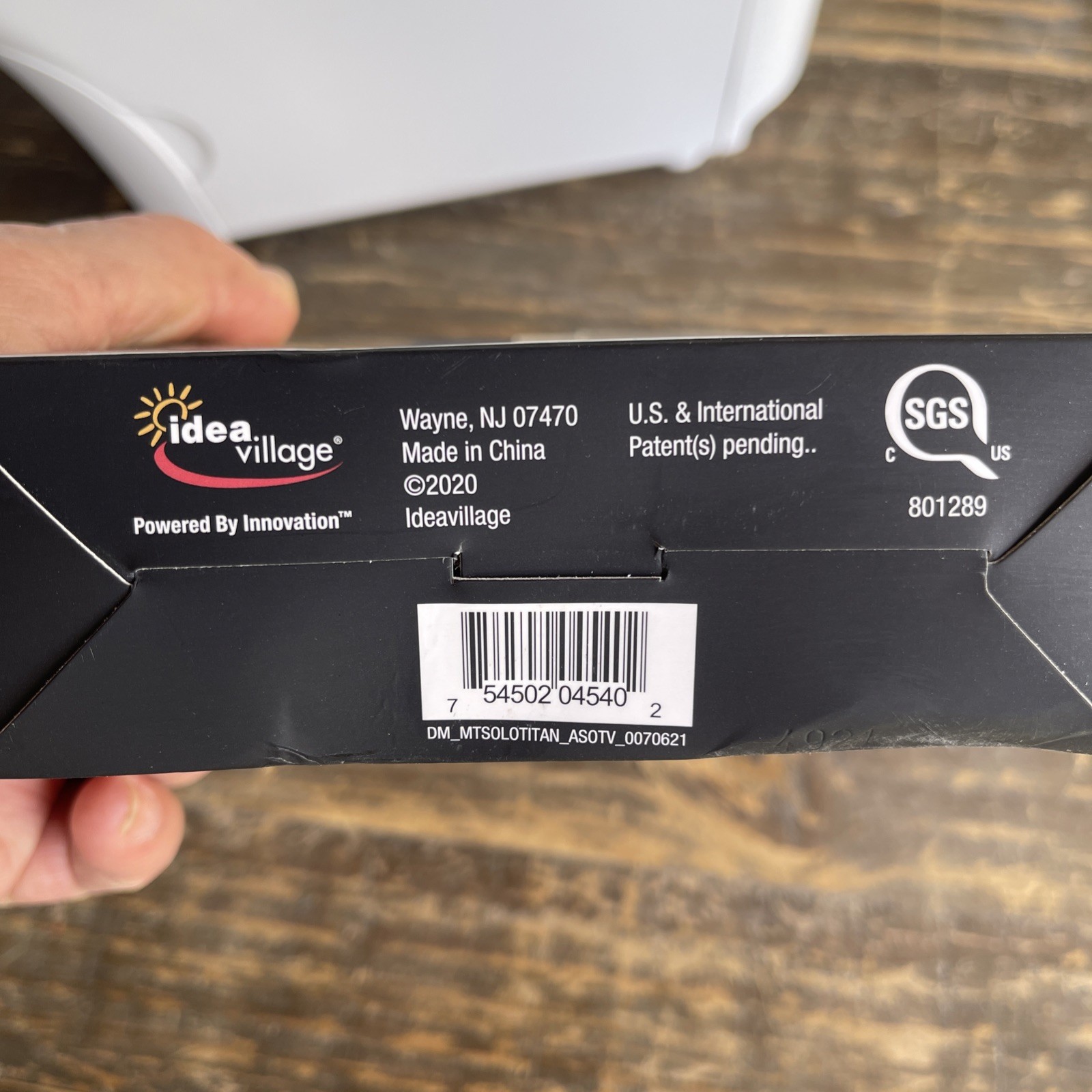 Micro Touch Solo Titanium Grooming Trimmer for Men – Black -Brand New Damage Box