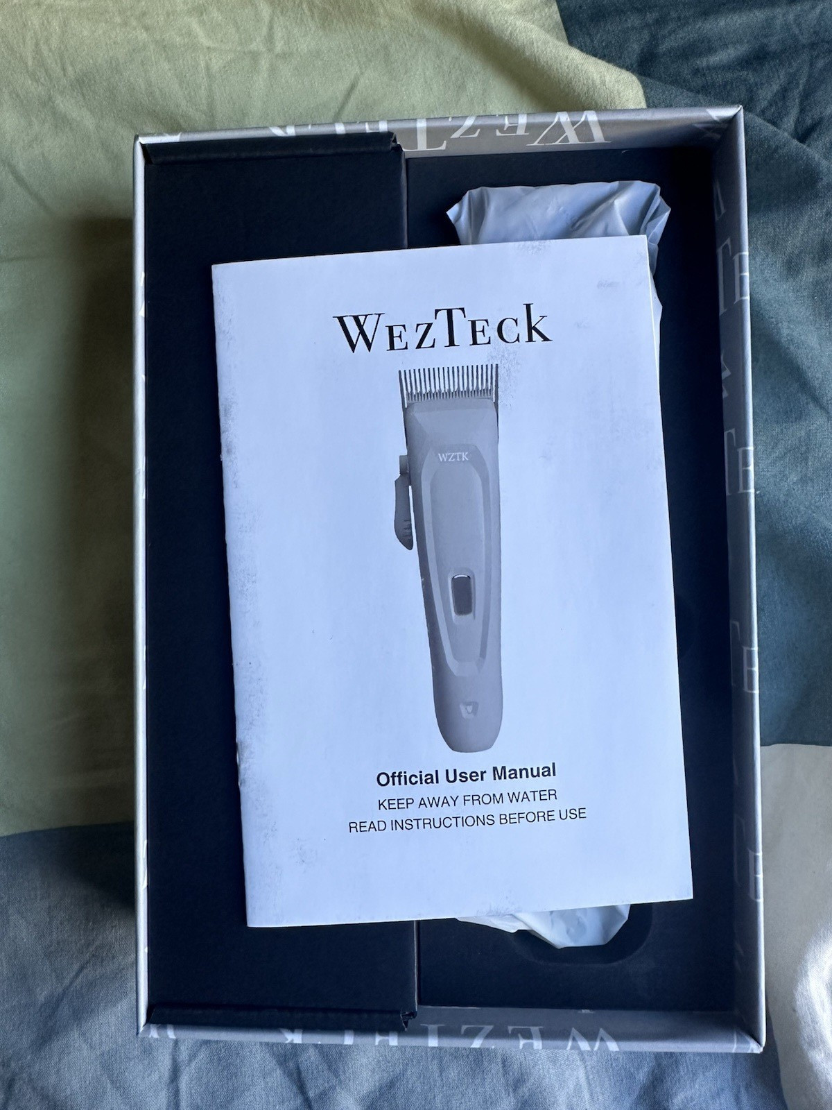 WezTecK Hair Clipper Opens from a 0-2 White