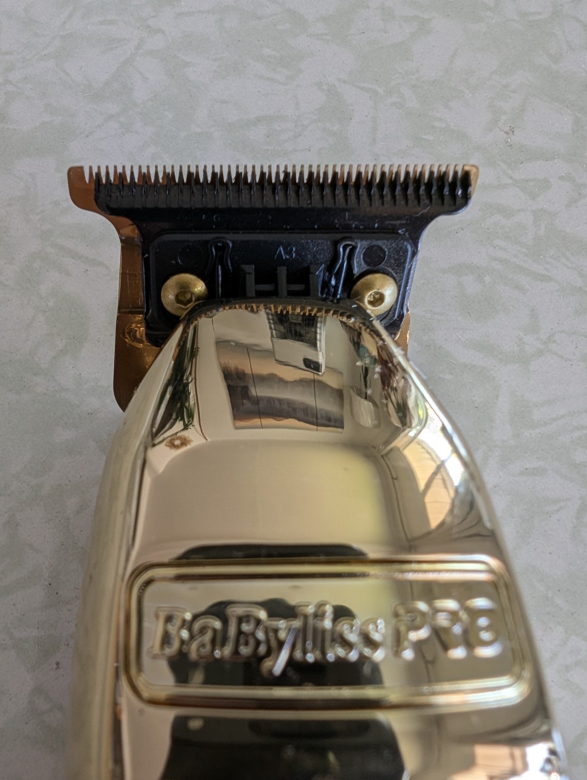 BaBylissPRO GOLDFX+ All-Metal Lithium Outlining Trimmer | FX787NG