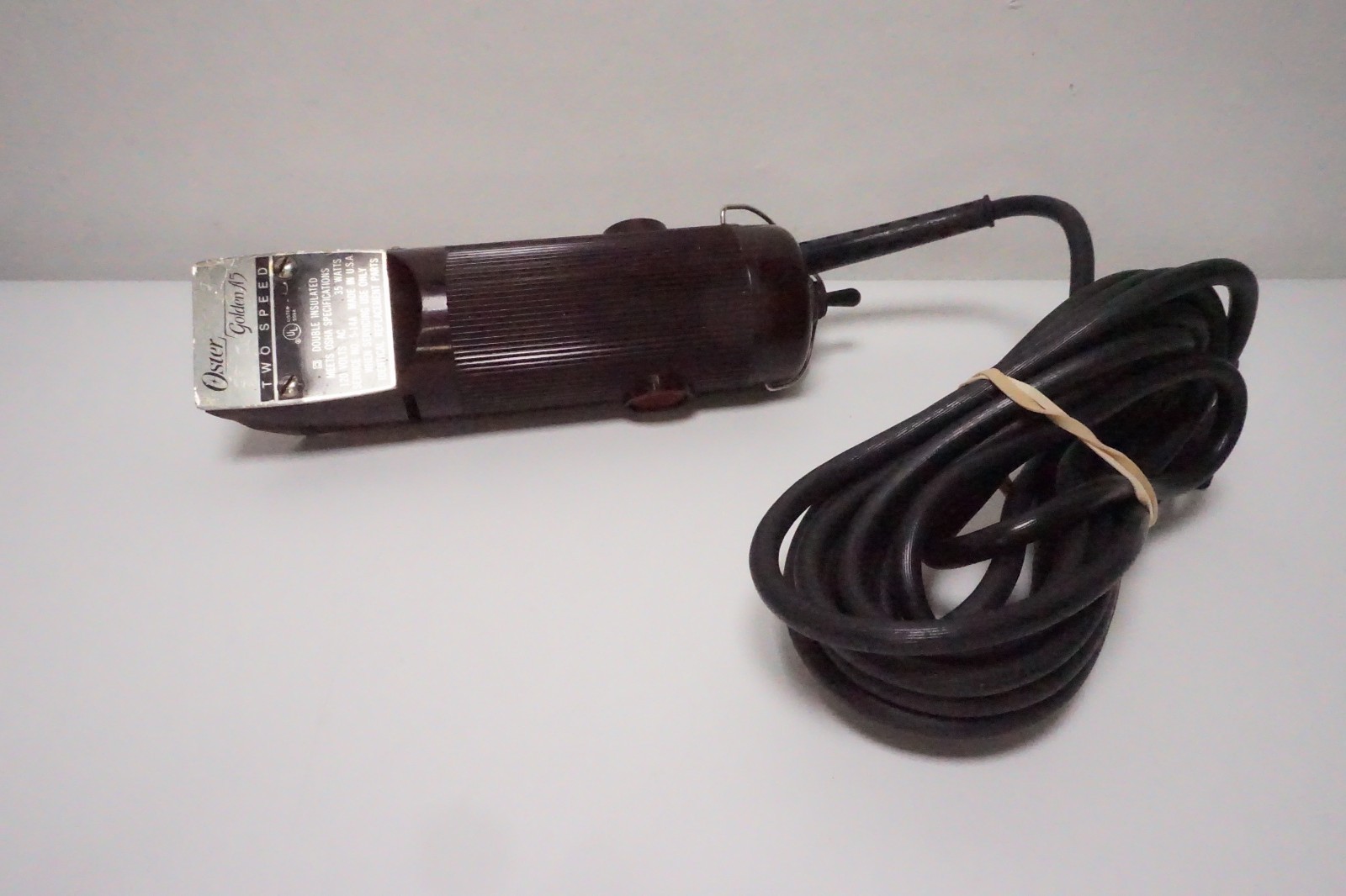 Oster Golden 76 A5 2 | Pre-Owned | Tested | Burgundy | Vintage