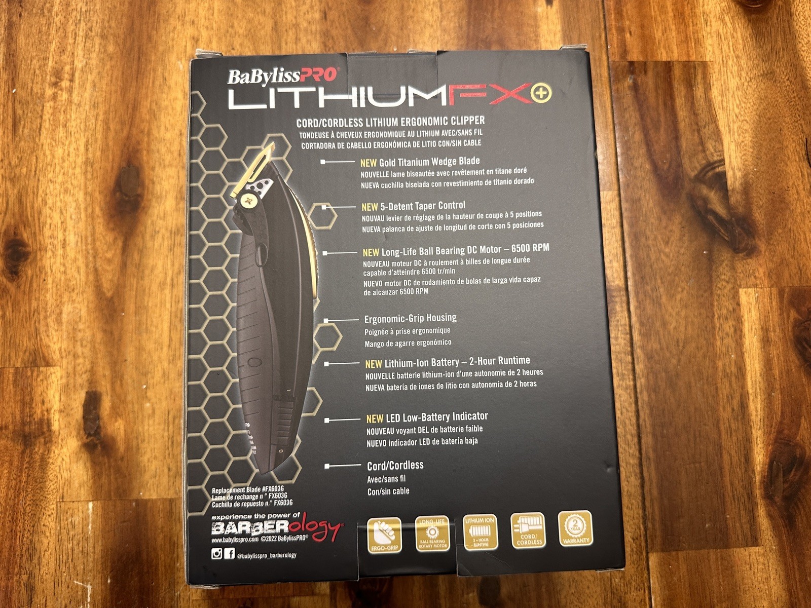 *NEW* BaBylissPRO LITHIUMFX Cord/Cordless Lithium Ergonomic Clipper | FX673N