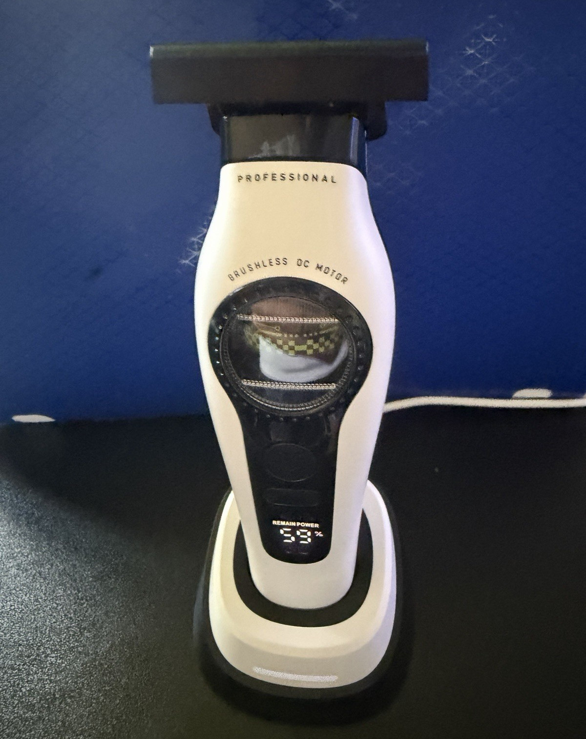 Cordless Rechargeable T-Blade 8000rpm Trimmer, Digital Display and charging dock