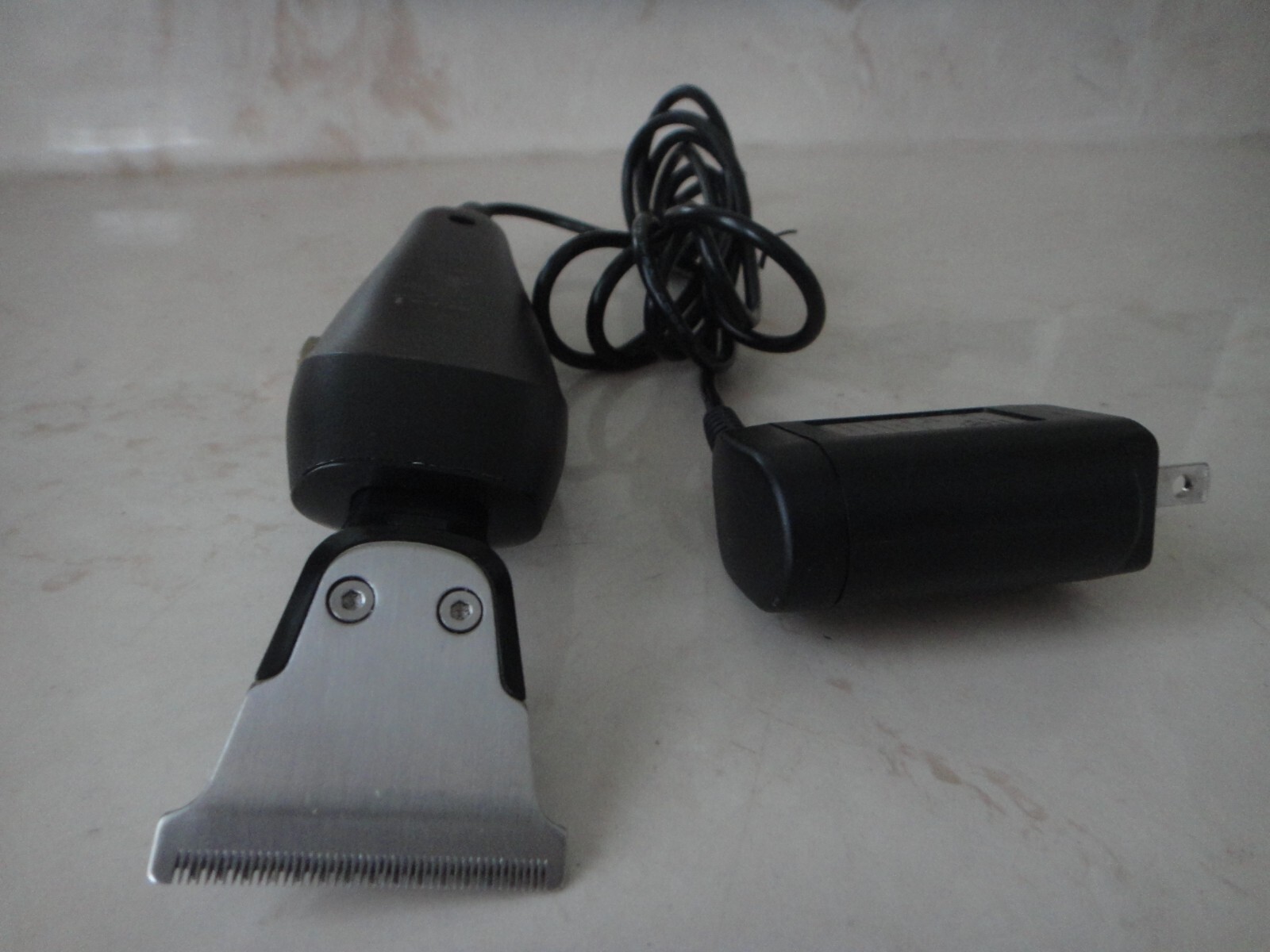 REMINGTON HC3150 T-Series Ultimate Precision Corded Trimmer w/ Removable T-Blade