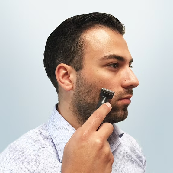 ConairMAN Battery-Powered Ear and Nose Trimmer, Includes Detailer and Shaver Att