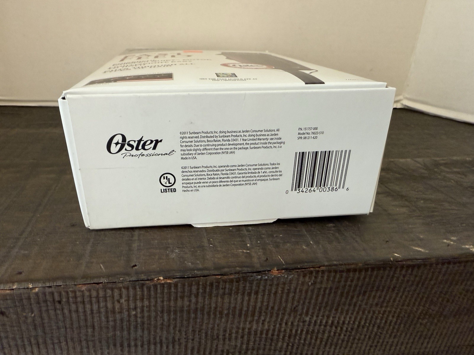 Oster 76023-510 Fast Feed Professional Clipper Adjustable Pivot Motor Made in US