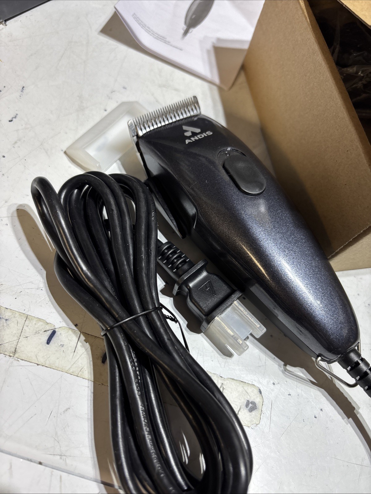 Andis Professional Pivot Motor Combo Clipper Trimmer Barber Salon Set 24810 Read
