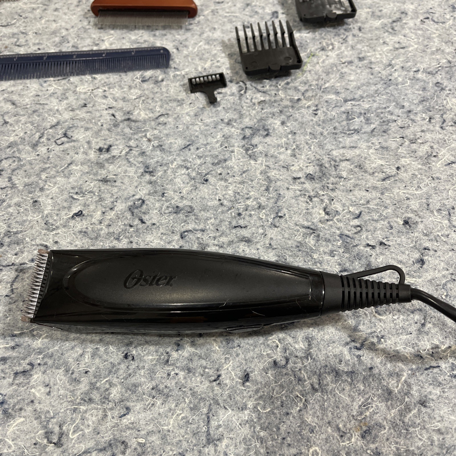 Oster Pivot Motor Intertek Hair Clipper 4003335 W/3 Adjustable Cuts